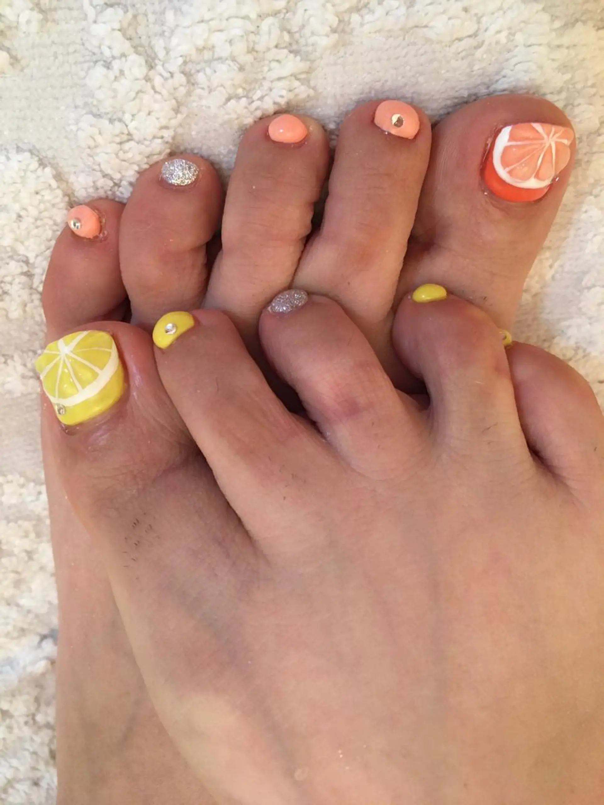 ネイル フットネイル 持ち込み オレンジ ネイルサロン ショコラのネイルデザイン