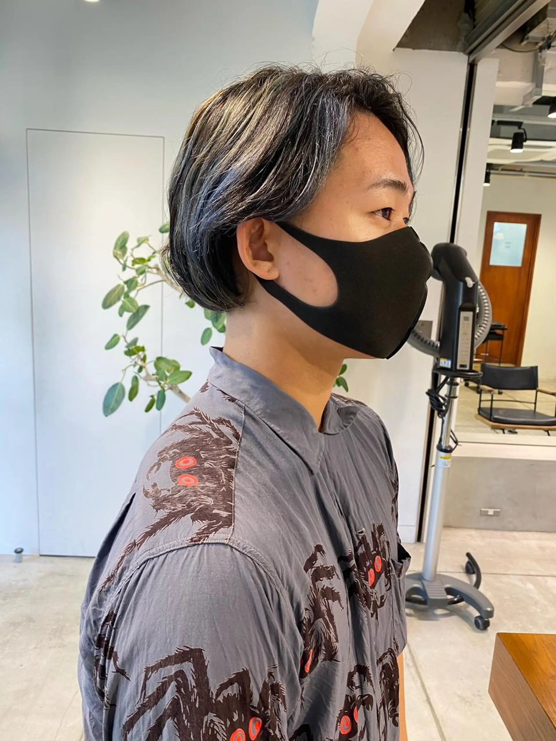 ショート カラー パーマ ヘアアレンジ ブルーカラー ハイライトカラー ハイライト パーマスタイル🔅 sayacaのヘアスタイル