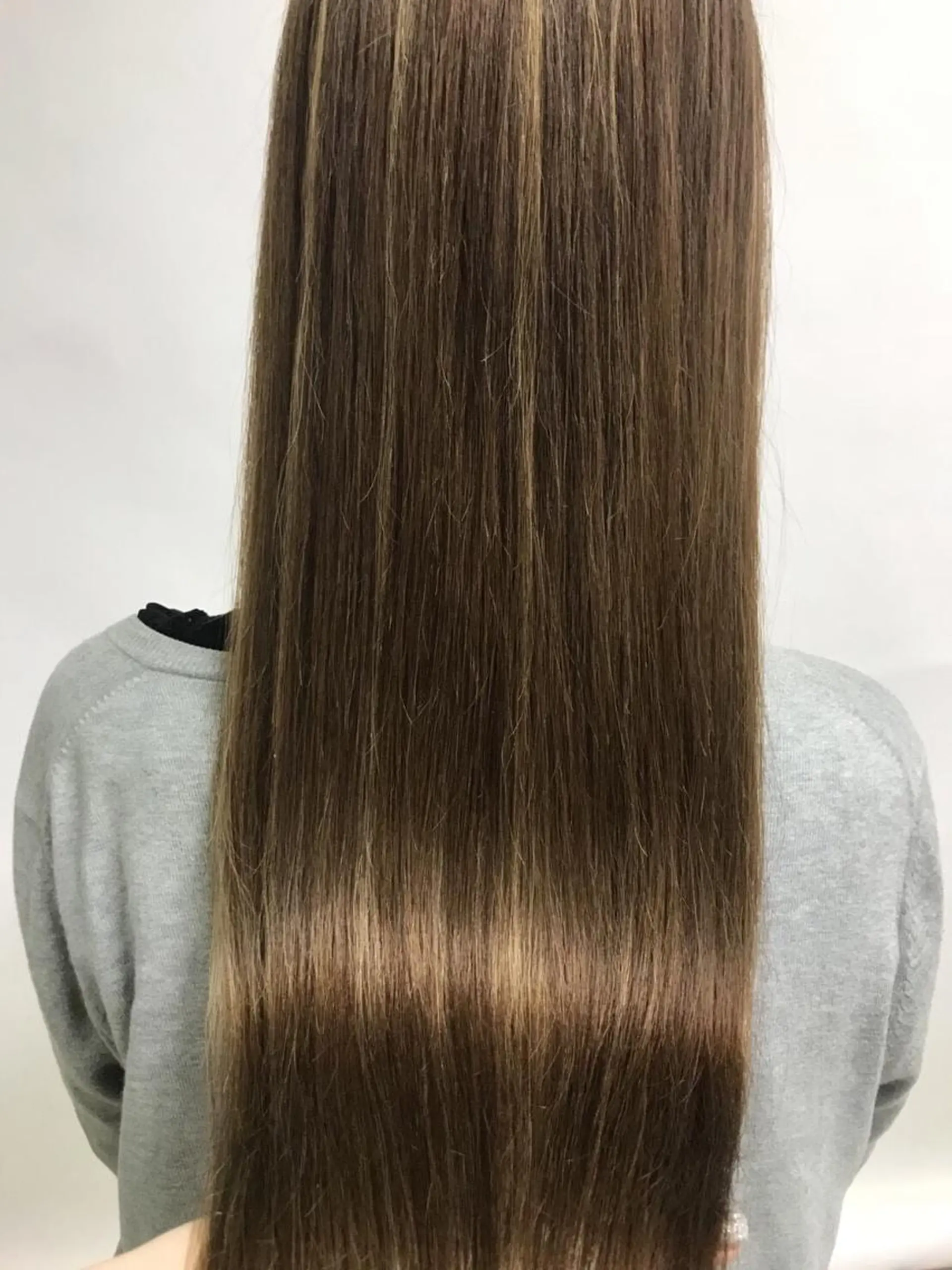 ロング カラー トリートメント 酸熱トリートメント カット ヘアカラー トリートメント TAKA 髪質改善のヘアスタイル