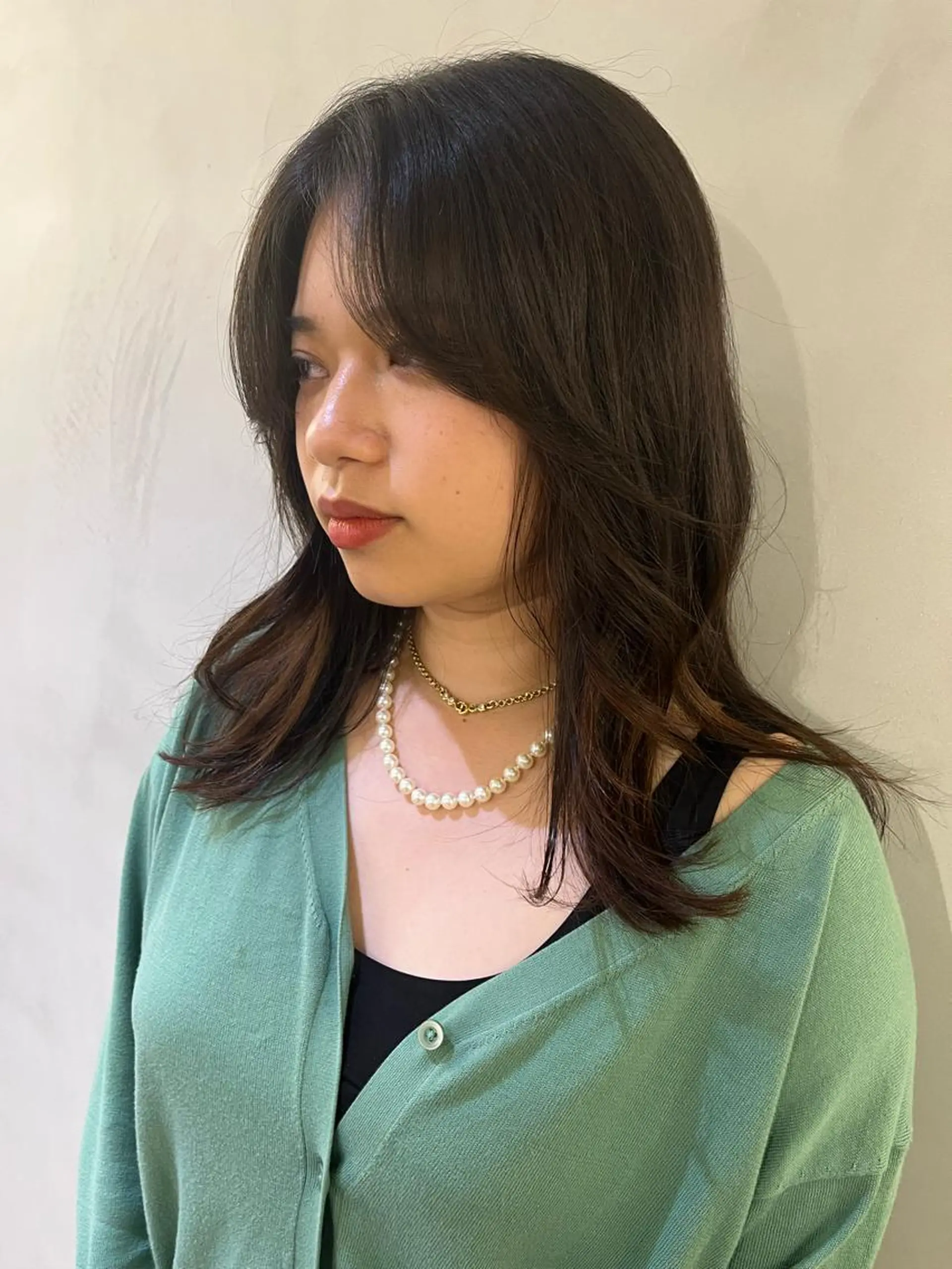 ロング カラー パーマ ヘアアレンジ メンズ pu+on. nailworks所属・fuyumi / ニュアンスネイルのネイルデザイン