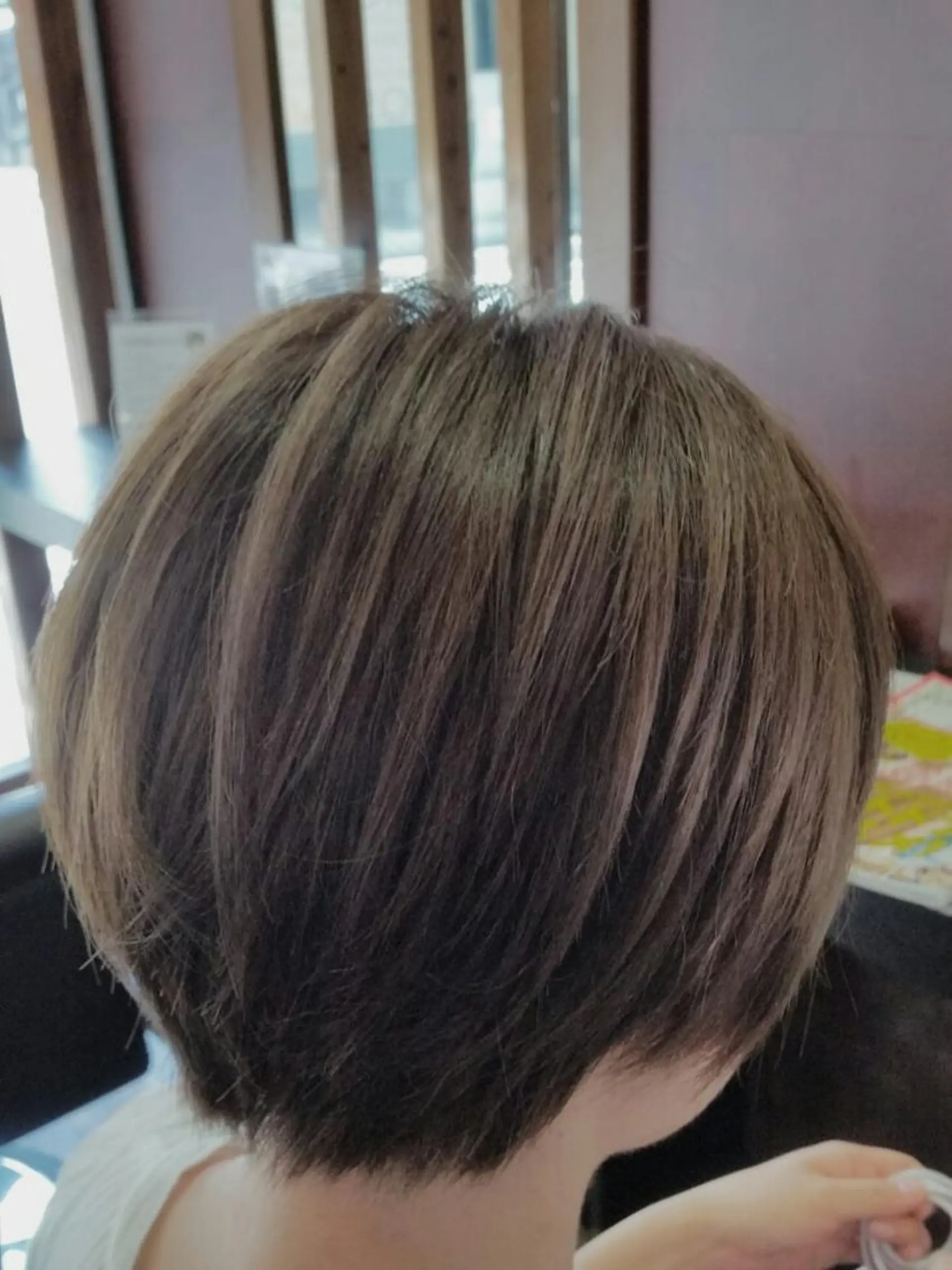 ショート アッシュ ヘッドスパ 山中 誠一朗のヘアスタイル