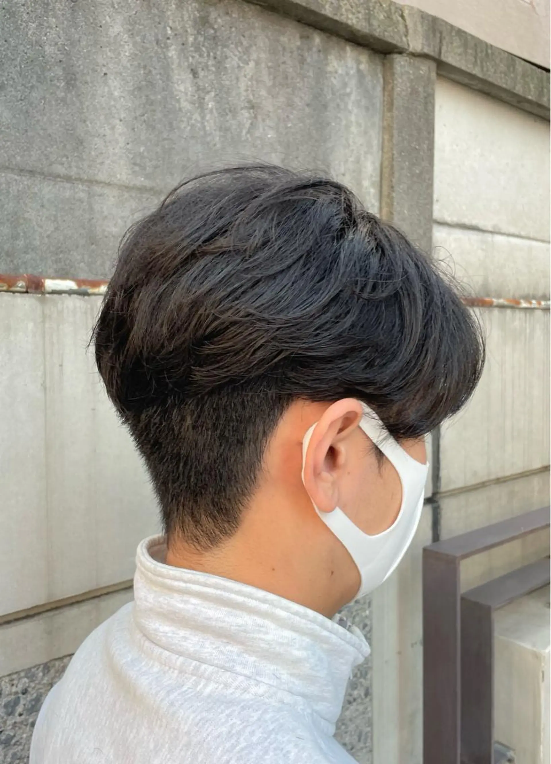 メンズ マッシュ 刈り上げ カット 中村 海波のヘアスタイル