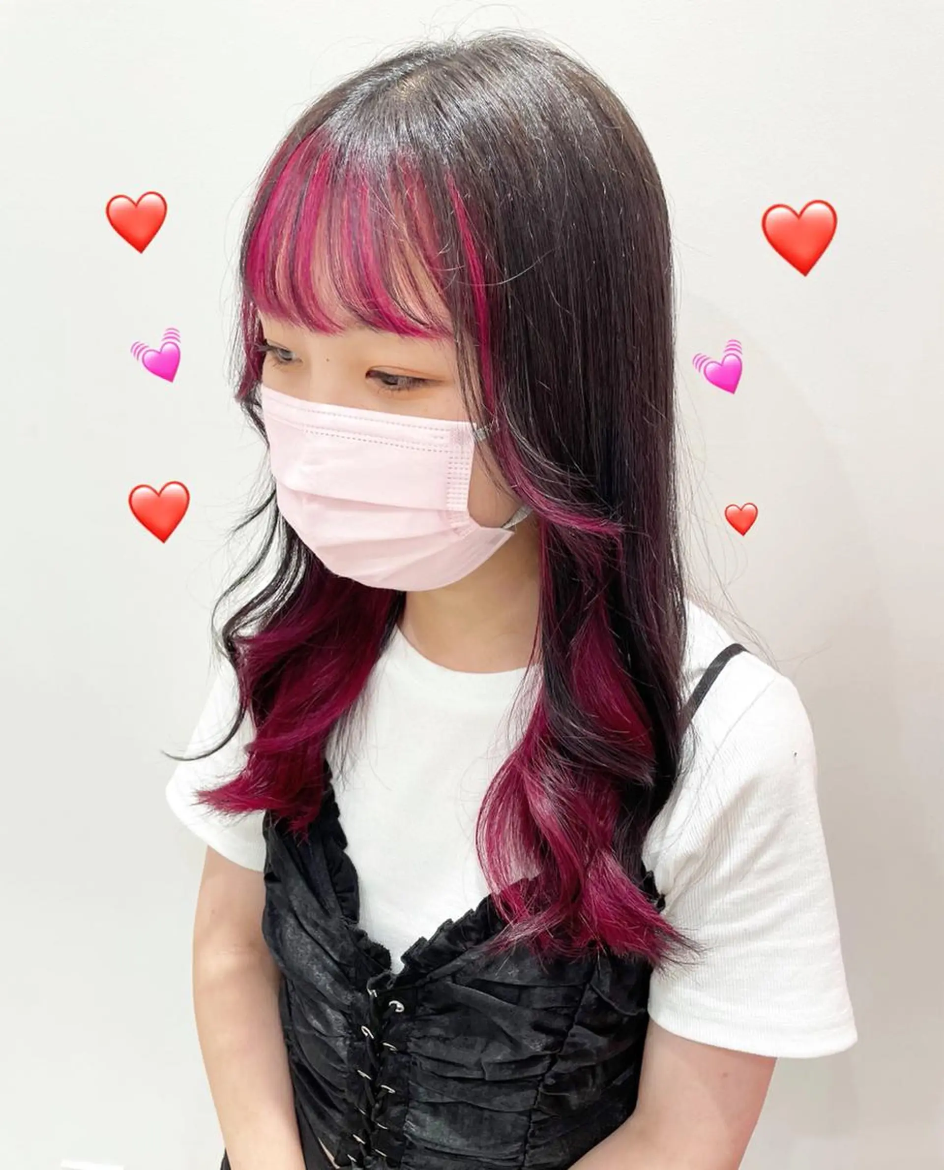 ミディアム カラー インナーカラー ピンクカラー EMANON新宿東口所属・新宿駅近♡ ♡個室♡三都季🌜のヘアスタイル