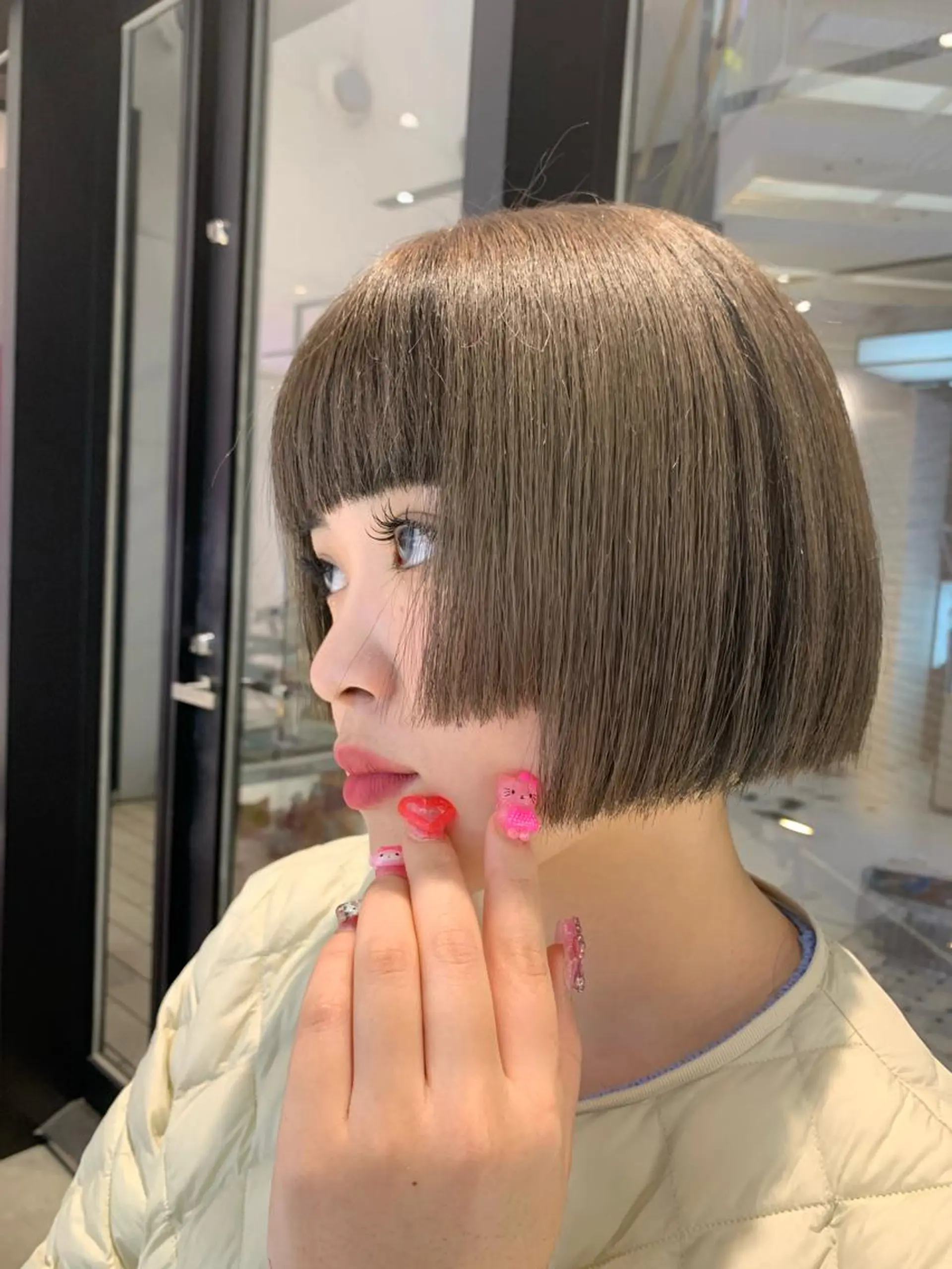 ショート カット keen吉祥寺所属・🎀ハイトーンカラー ☆彡SAYAのヘアスタイル