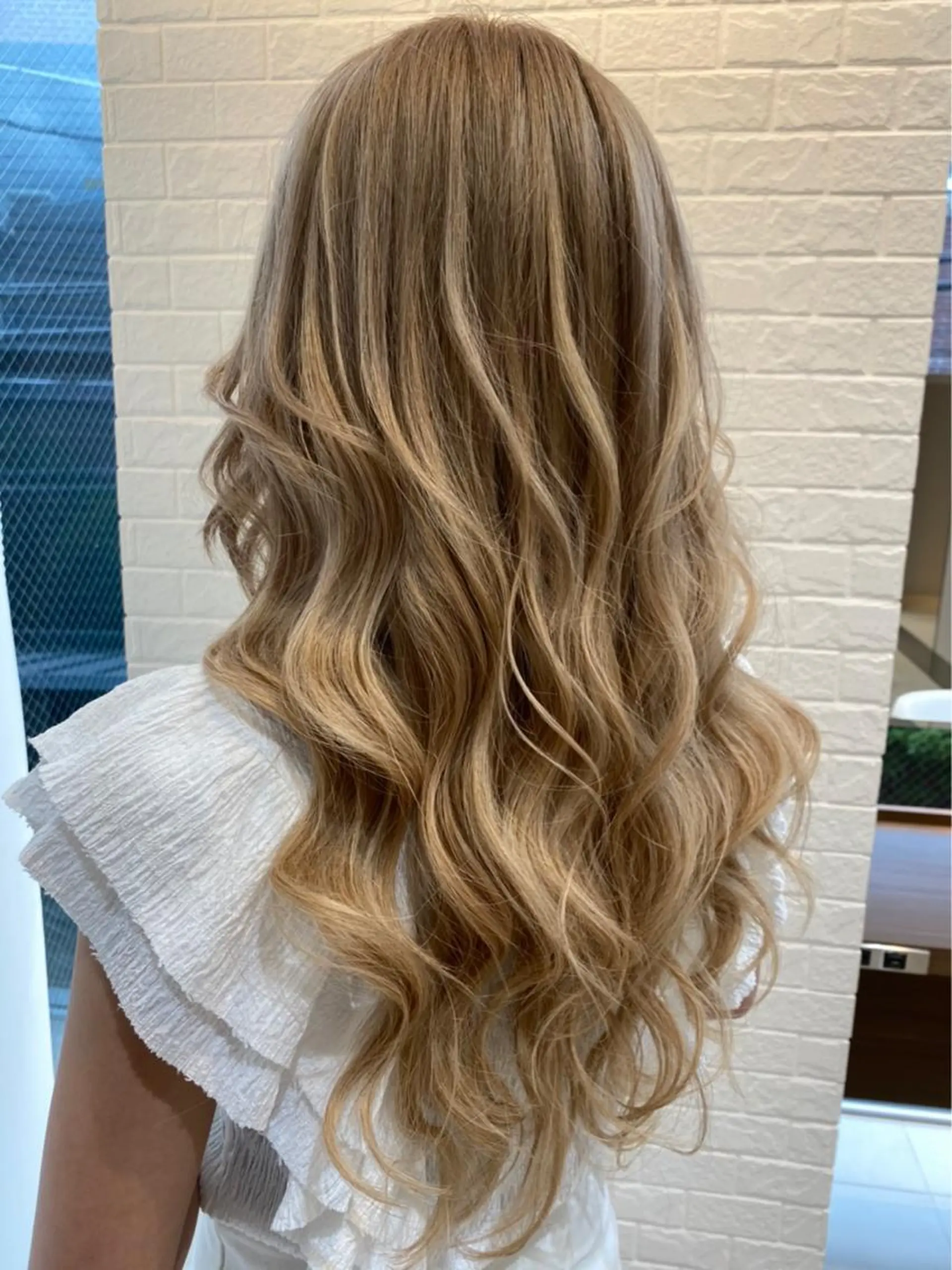 ロング カラー ブリーチ ハイトーンカラー エクステ 🪡プルエクステ🪡 エクステ評価◎ユウゴのヘアスタイル