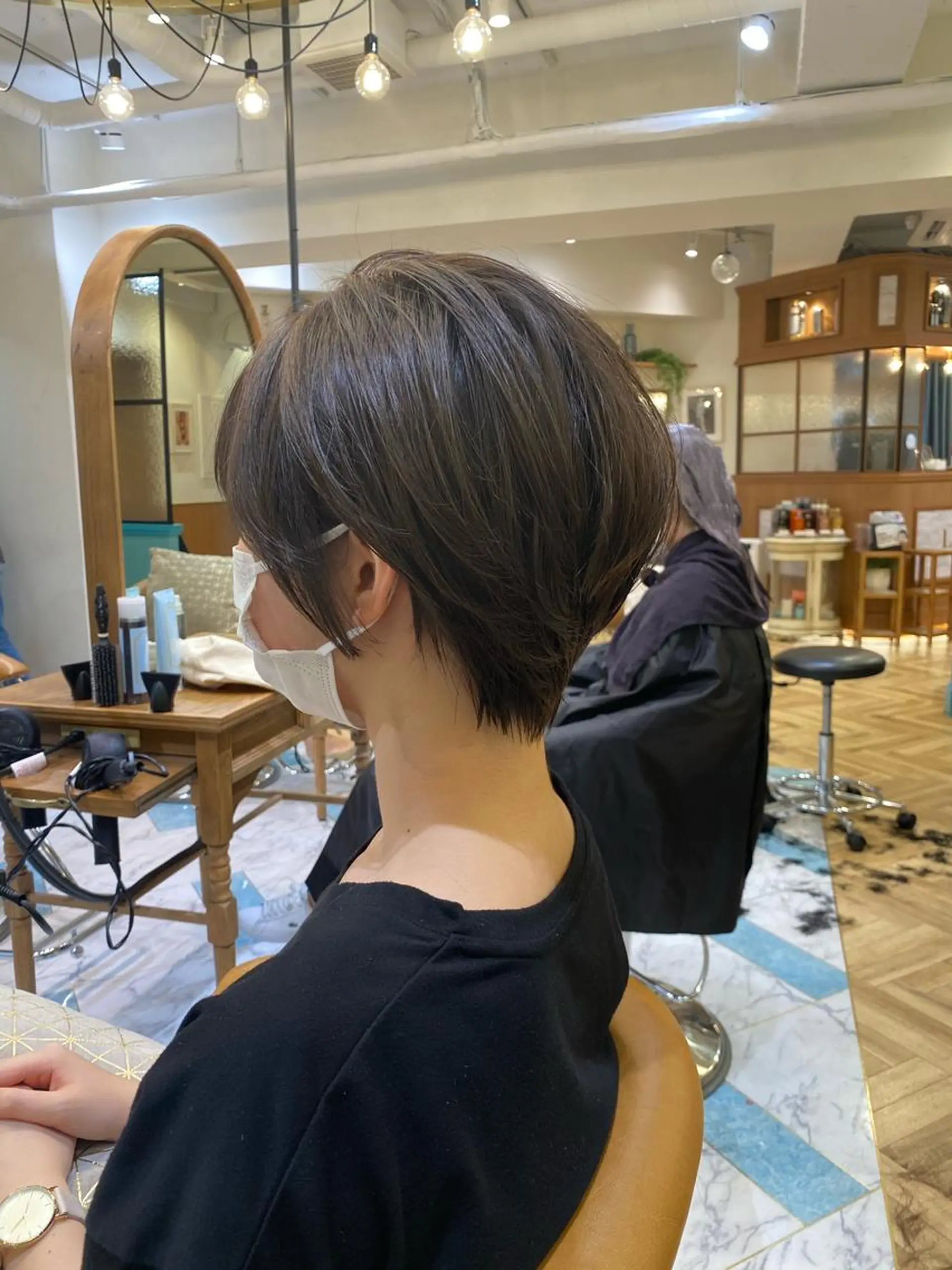 ショート salowin 原宿 aroa所属・韓国／ハッシュカット ／透明感カラー／金野のヘアスタイル