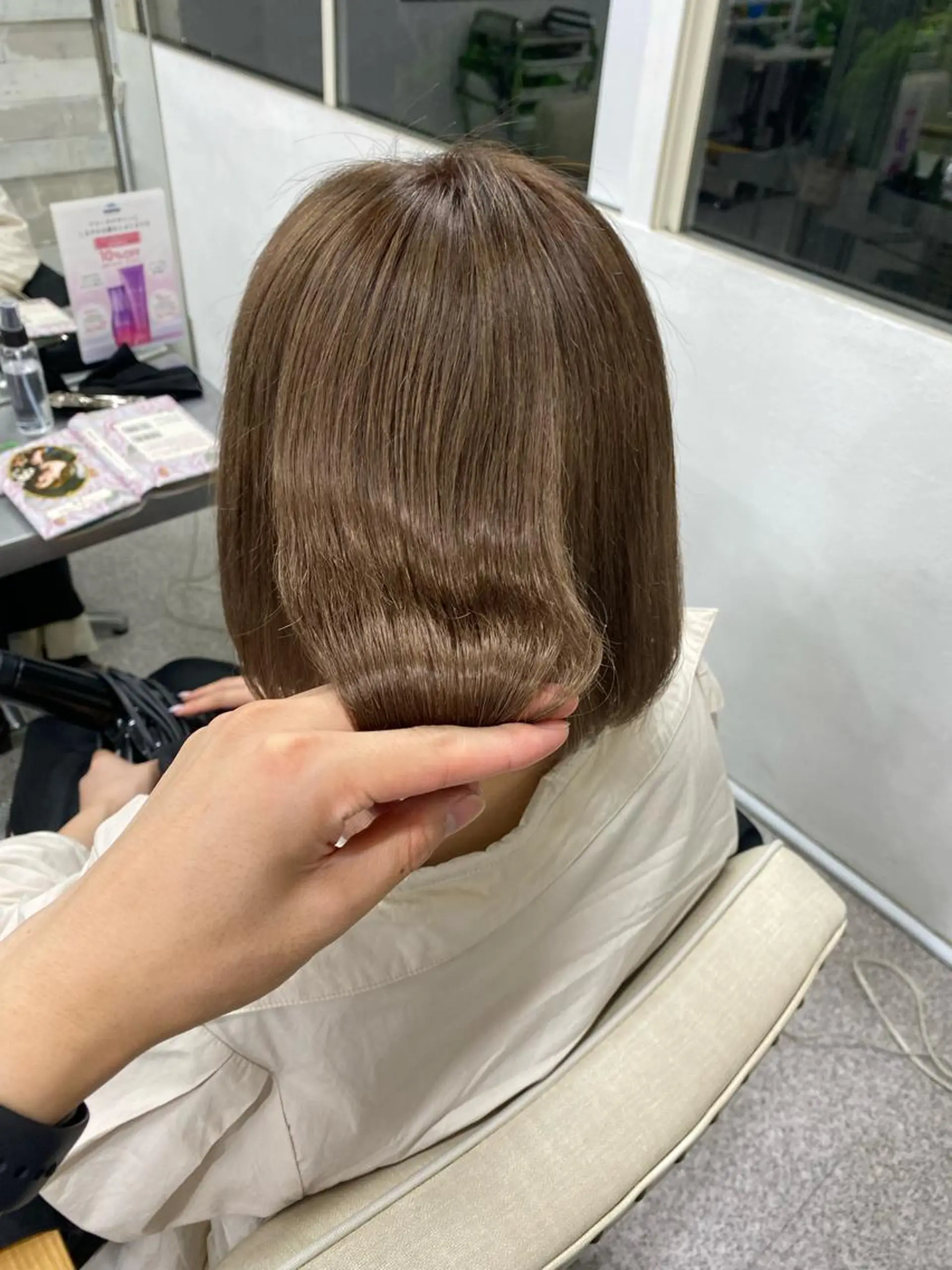 ショート カラー レイヤーウルフ エクステ磯部のヘアスタイル
