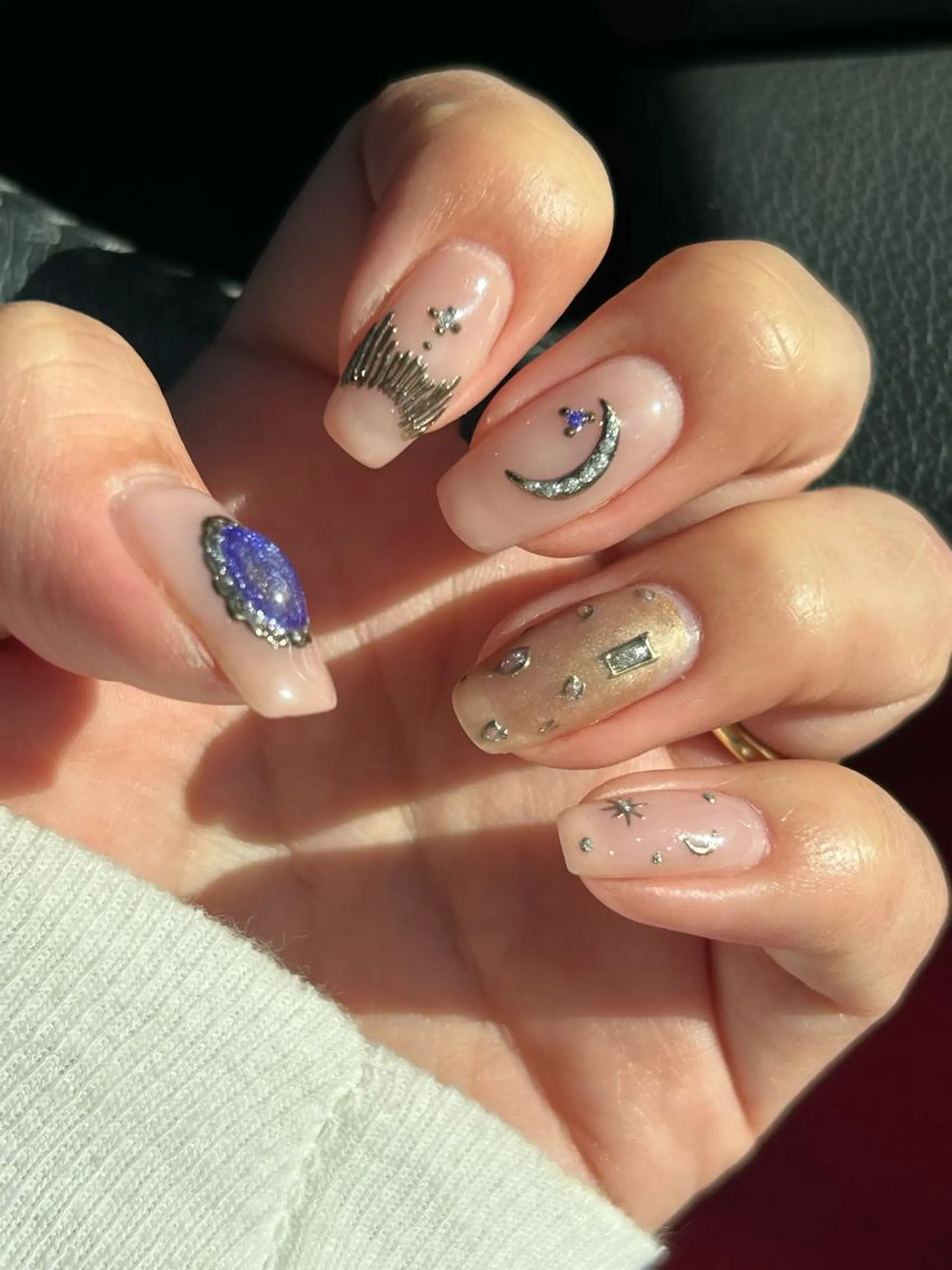 ネイル ハンドネイル 大崎 奈々のネイルデザイン