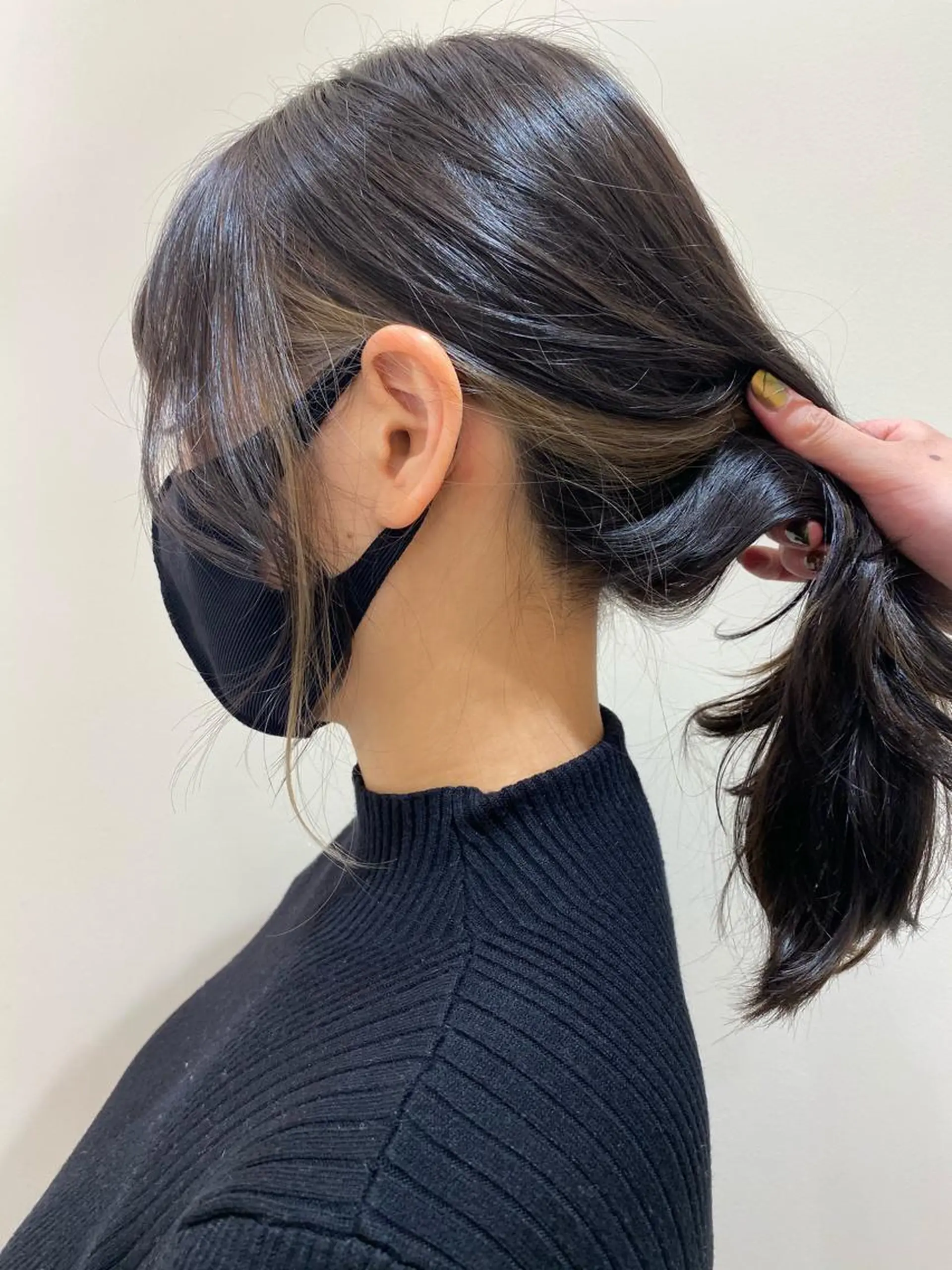 セミロング カラー カット ヘアカラー トリートメント プレイングカラー🤍 細めハイライトのヘアスタイル