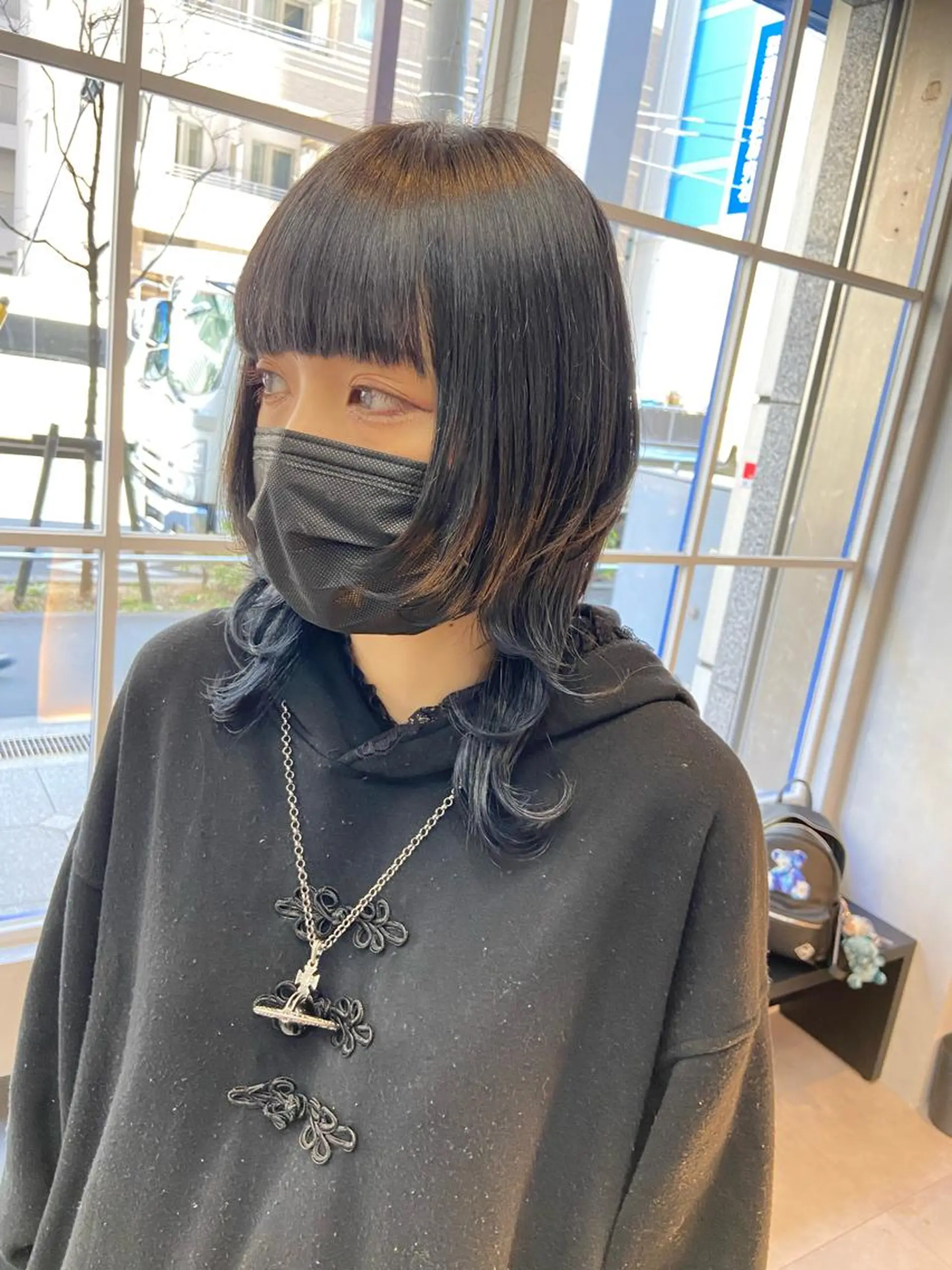 ミディアム カラー ネイビーカラー ウルフカット カット ヘアカラー トリートメント amie   水戸所属・レイヤー💧艶髪 💧Syotaのヘアスタイル