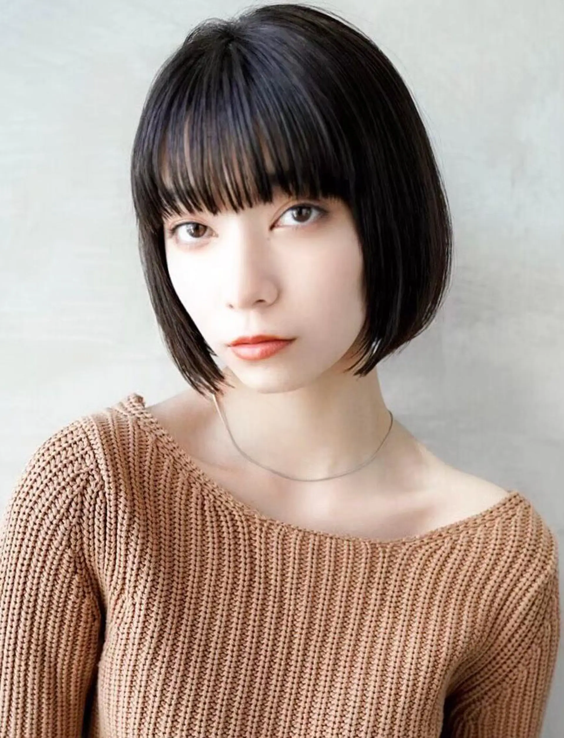 ショート カラー 切りっぱなしボブ/ 小顔ボブNANAのヘアスタイル