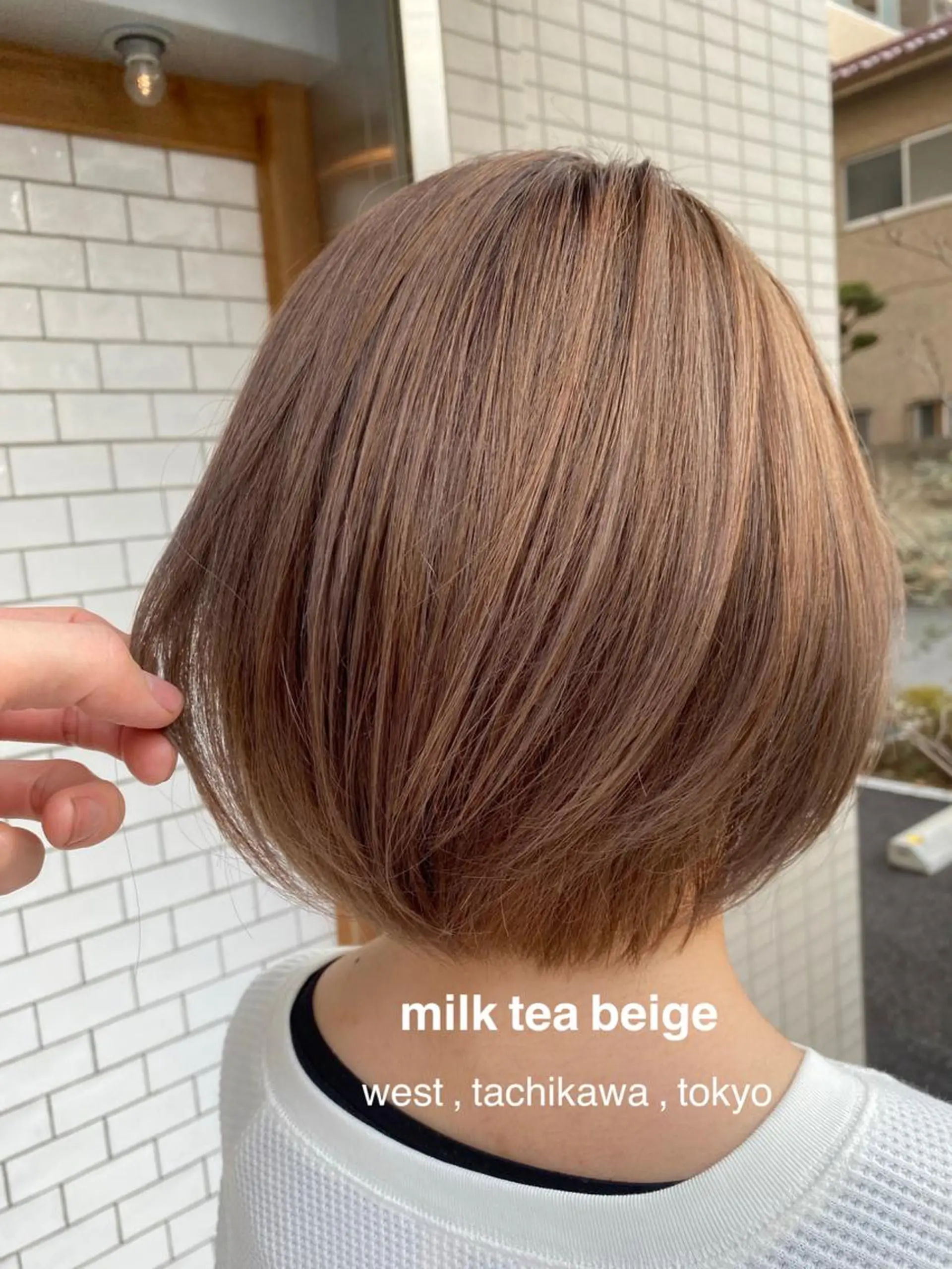 ショート カラー ベージュカラー ブリーチ ブラウンカラー ケアブリーチ ミルクティーベージュ 竹嶌 健吾のヘアスタイル