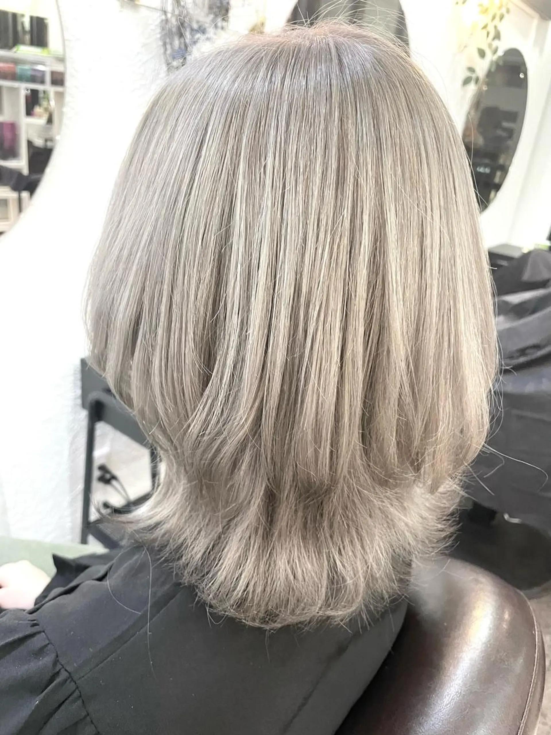 ショート カラー パーマ ヘアアレンジ メンズ シールエクステ メンズバレイヤージュ メンズブリーチ メンズハイライト メンズインナーカラー ヘアカラー 🦋高瀬寛菜🦋 韓国/ブリーチのヘアスタイル