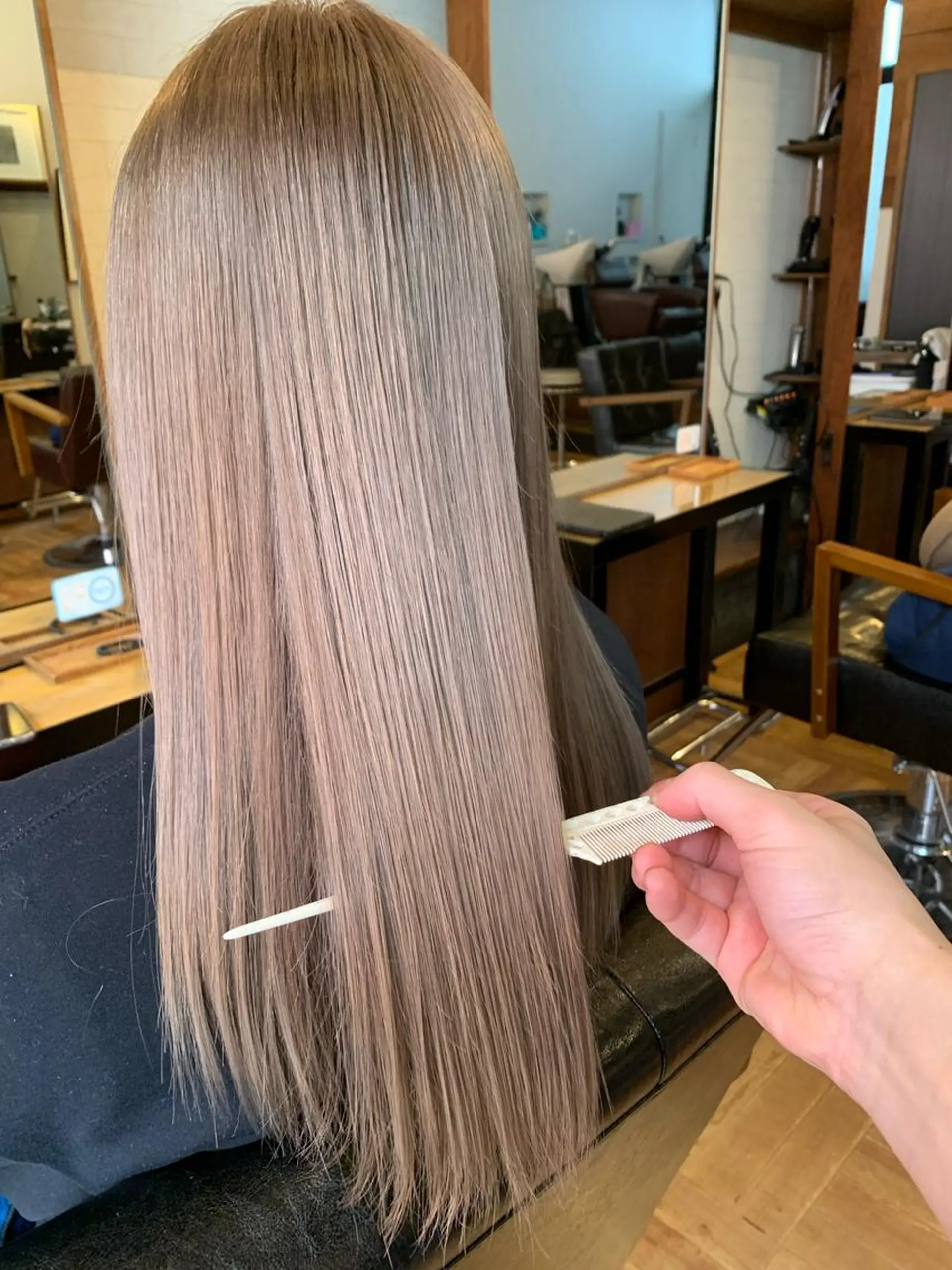 ロング カラー パーマ ヘアアレンジ キッズ ワンレンボブ シールエクステ ベージュカラー 透明感カラー ダブルカラー カット ヘアカラー トリートメント say.所属・ブリーチカラー🔥 パーマ【佐々木凌平】のヘアスタイル