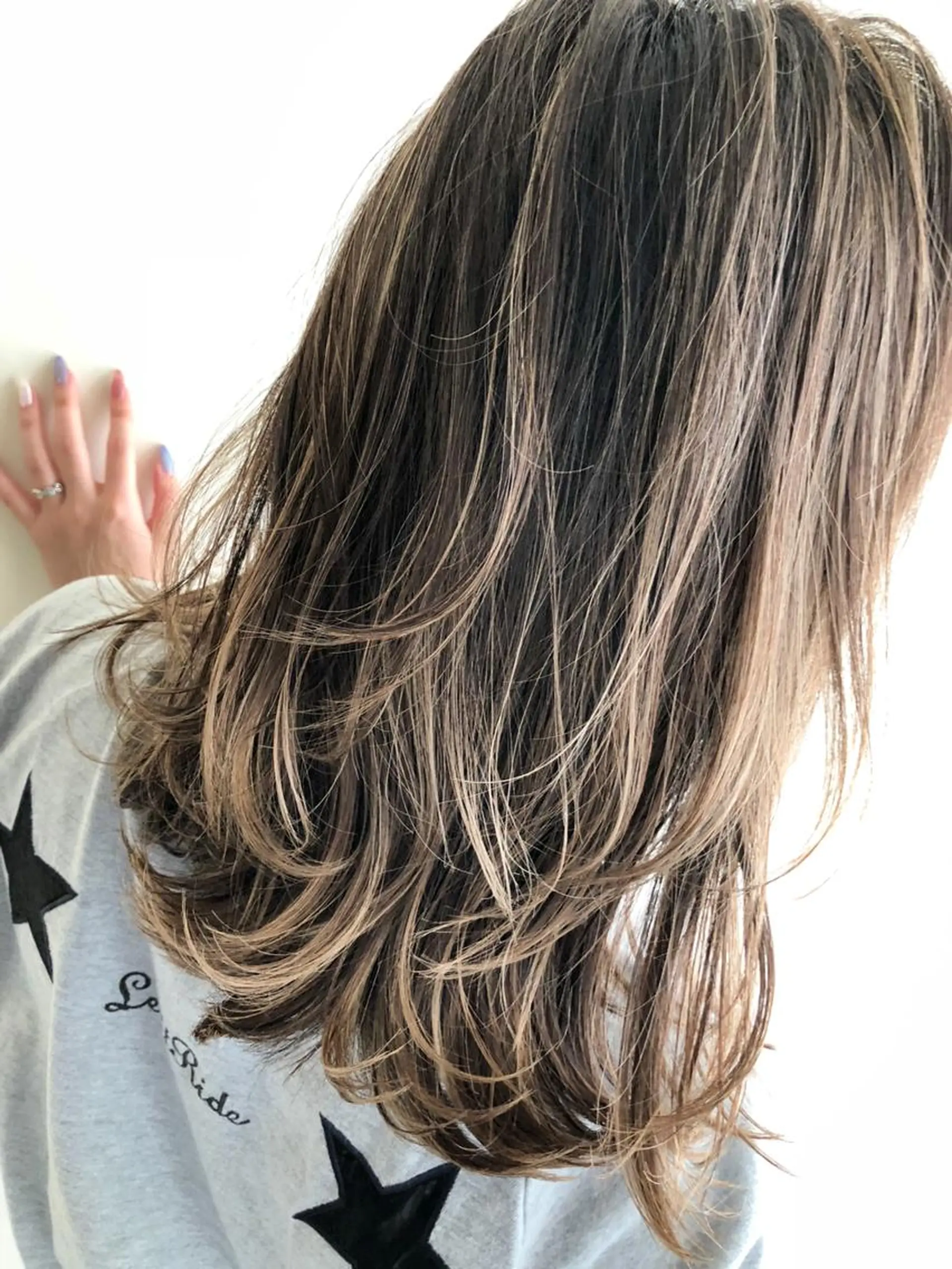 ミディアム カラー グラデーションカラー ハイライトカラー ハイライト WONK. ウォンク 心斎橋のヘアスタイル
