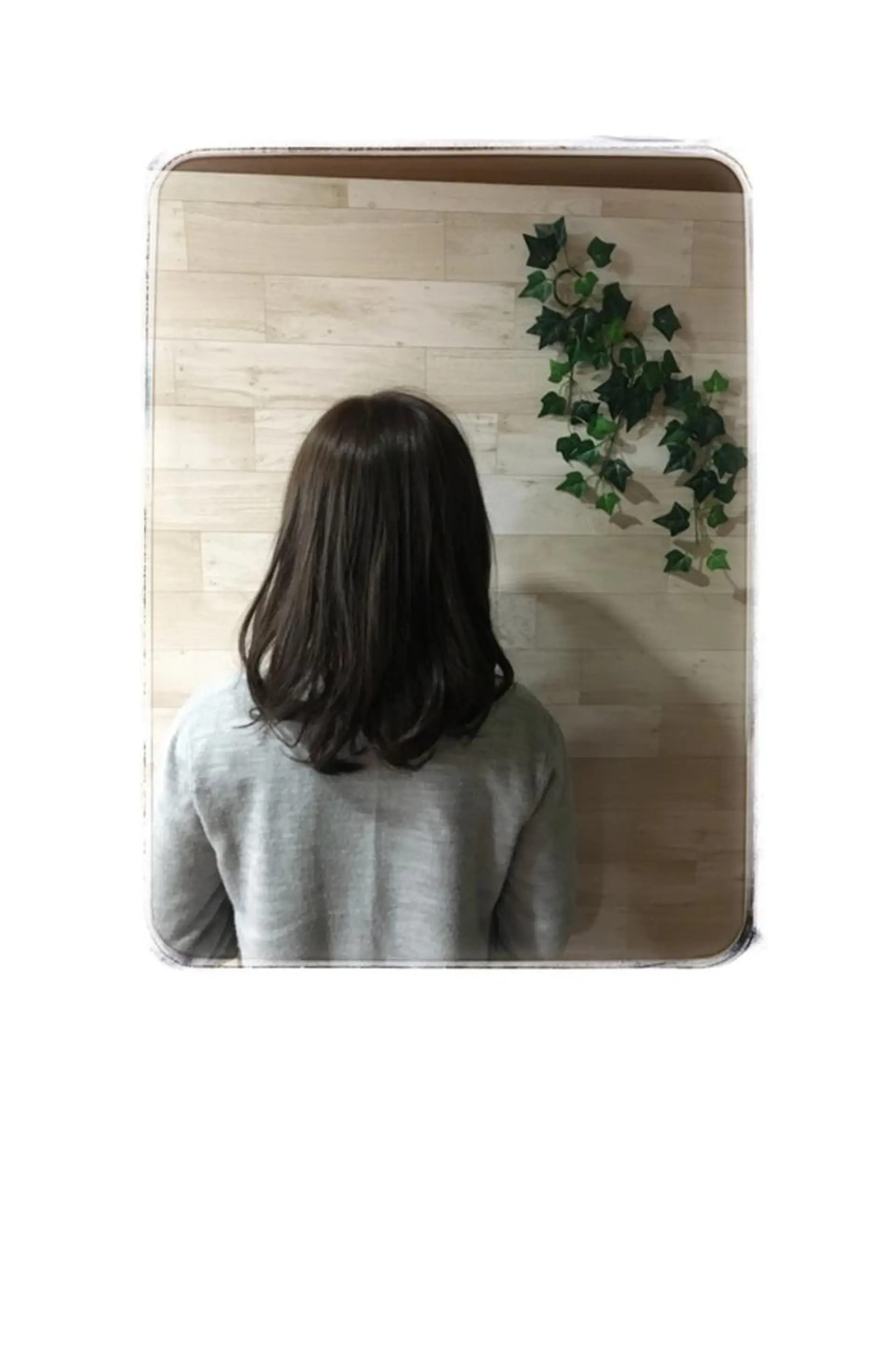 セミロング 水元 聖流のヘアスタイル