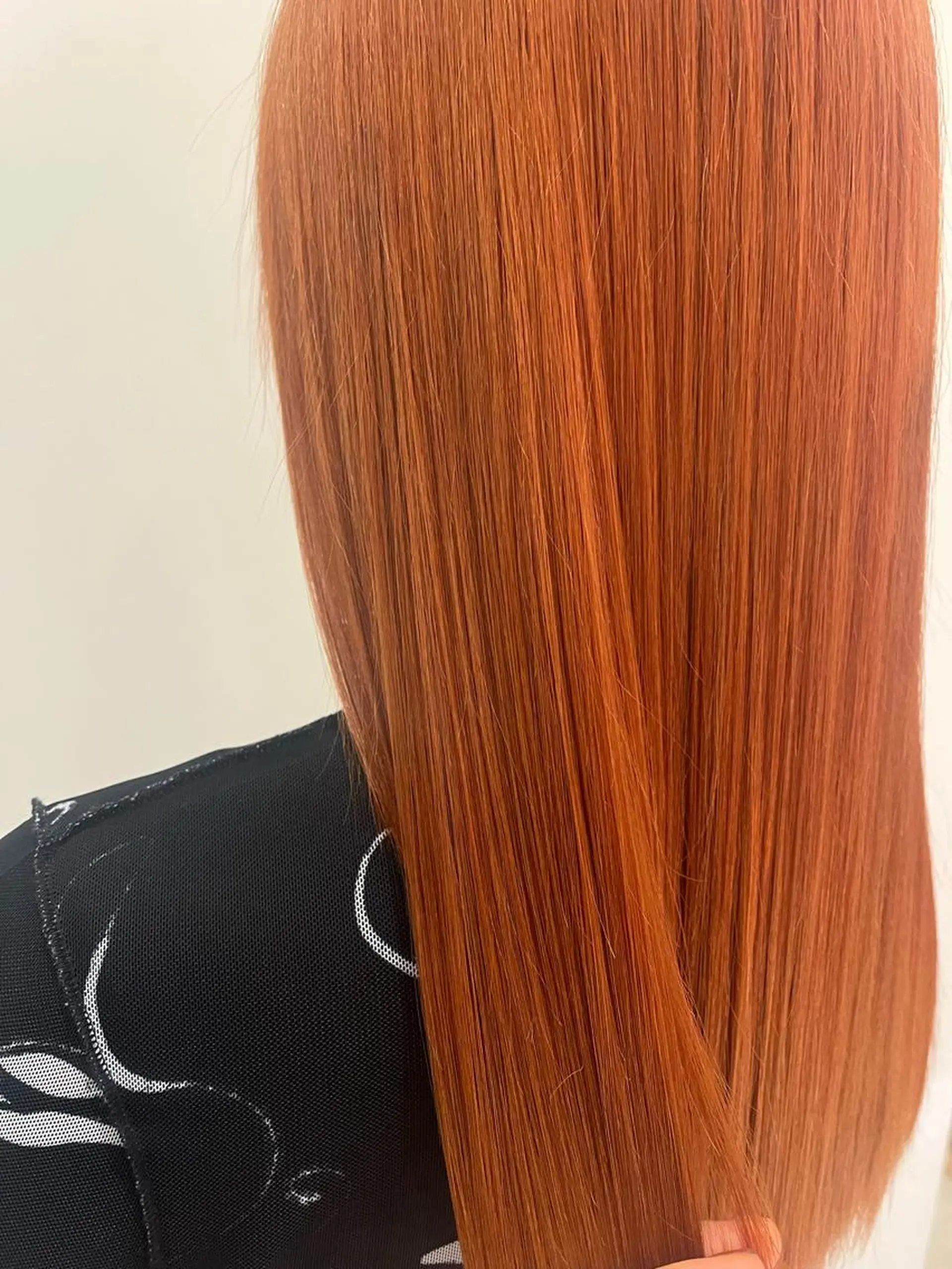 カラー 櫻井 莉子のヘアスタイル