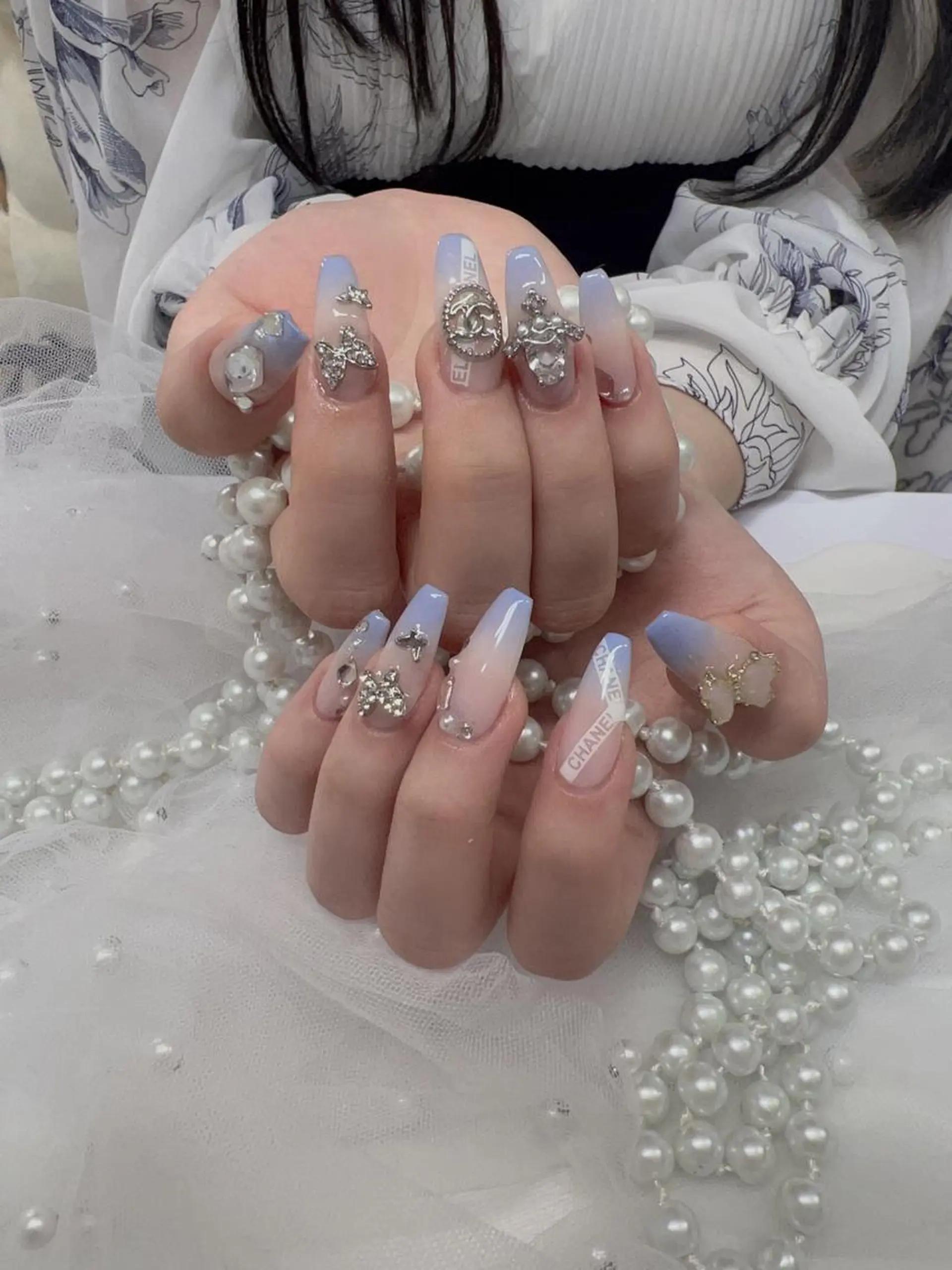 ネイル ハンドネイル Anna Yayoi 💫のネイルデザイン