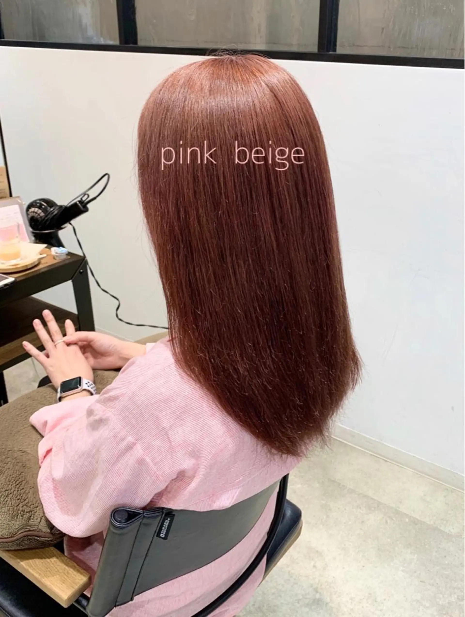 セミロング カラー ベージュカラー ブリーチ ピンクカラー ピンクベージュ ヘアカラー トリートメント SALOWIN川崎所属・似合わせレイヤー♡ 美髪縮毛矯正♡ミナエのヘアスタイル