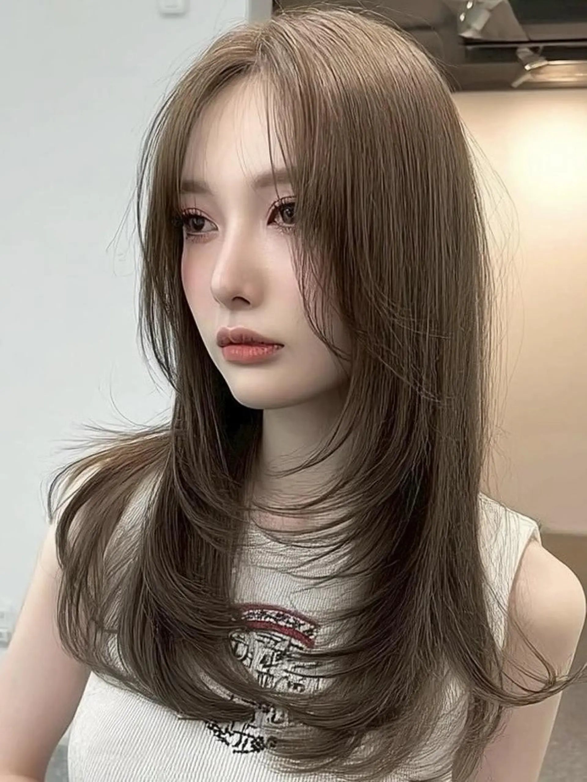 ロング 韓国風ヘア レイヤーカット ヘアカラー 🌷HANA🌷 天王寺/ハイトーンのヘアスタイル