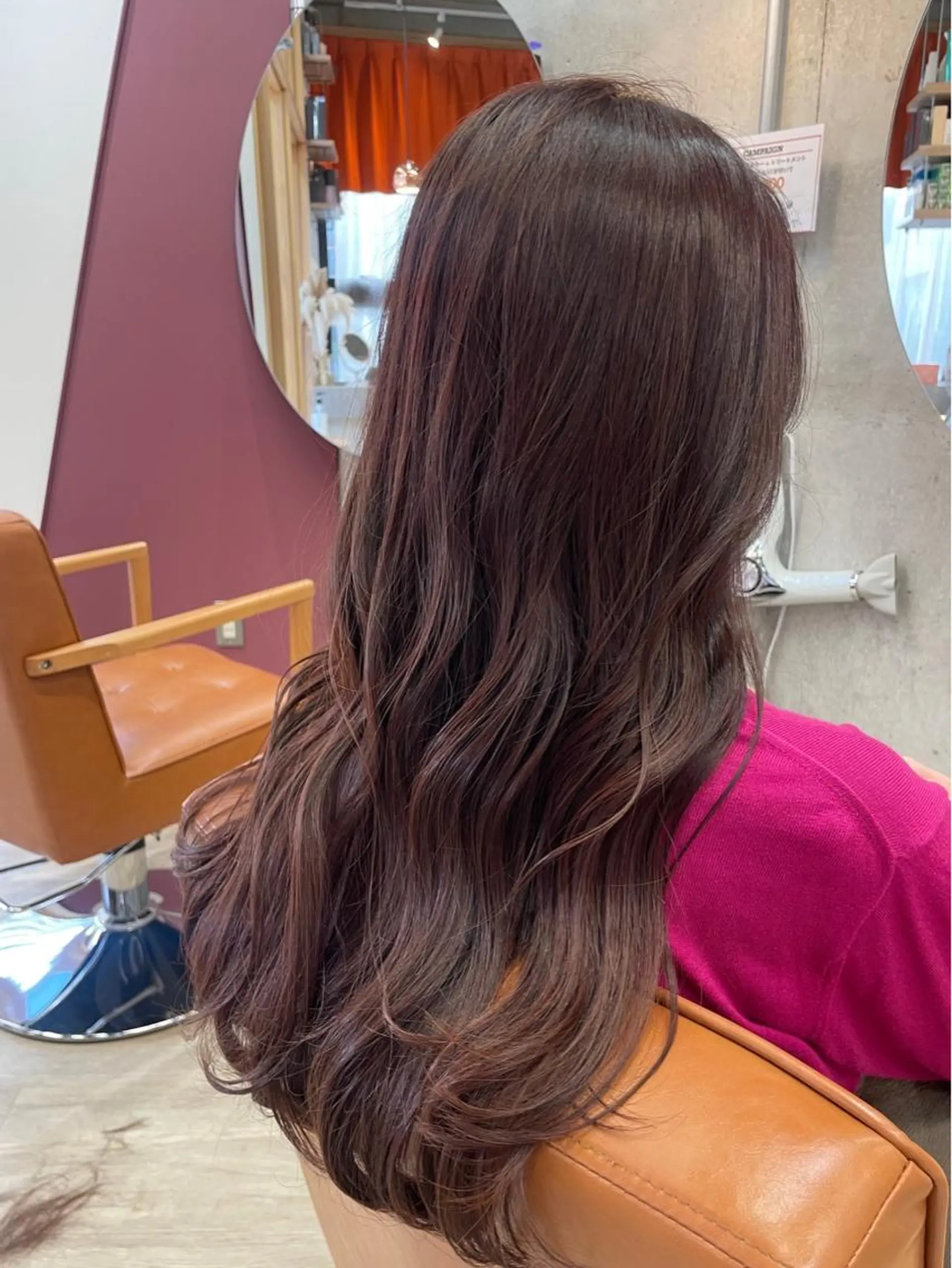 ロング カラー 透明感カラー ハイライトカラー ハイトーンカラー インナーカラー ボブ カット ヘアカラー トリートメント Kozy  hair design所属・東 史夏のヘアスタイル