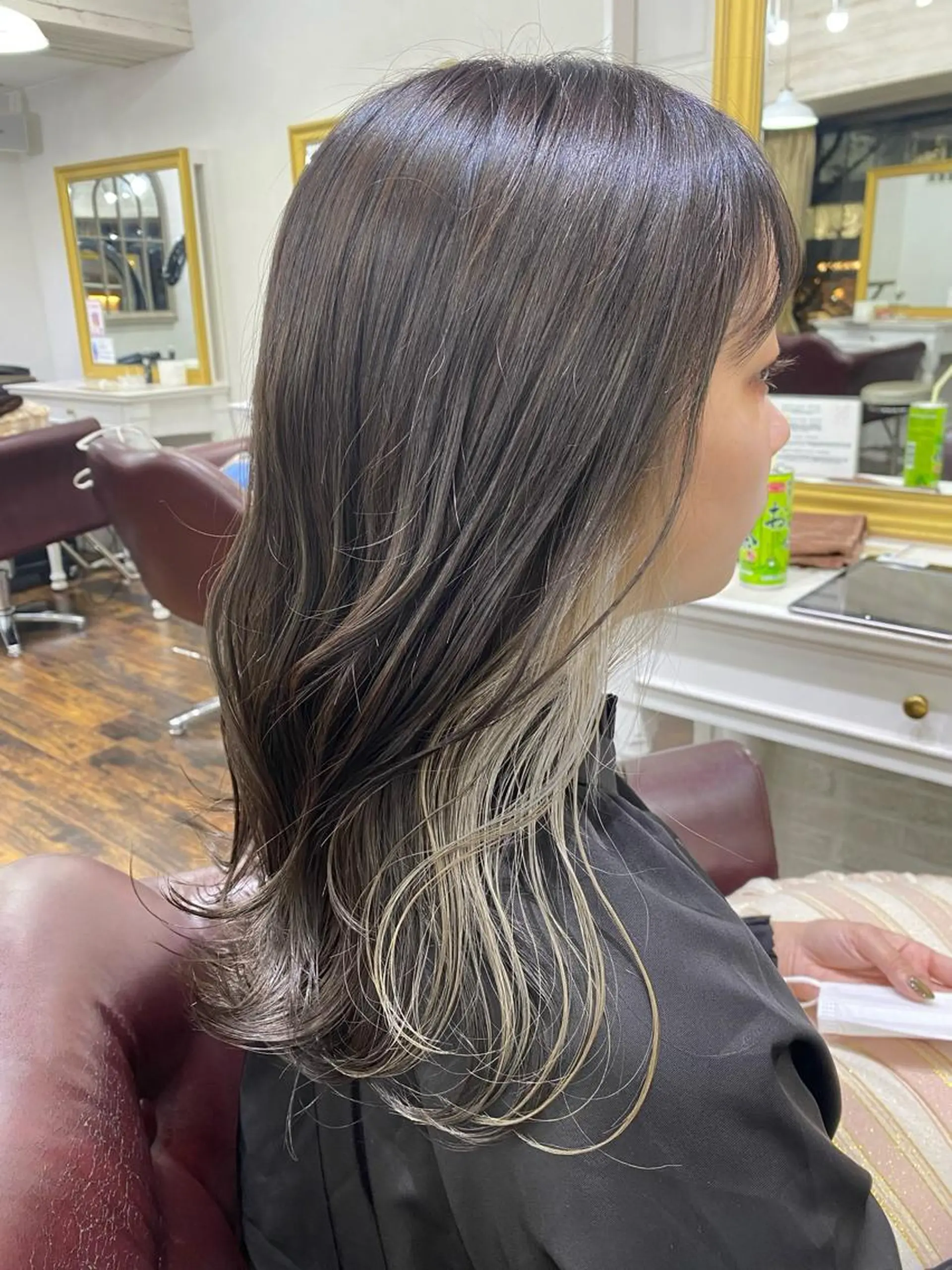 セミロング カット ヘアカラー トリートメント ヘアリゾート粋　新宿三丁目本店所属・前地 麻衣のヘアスタイル