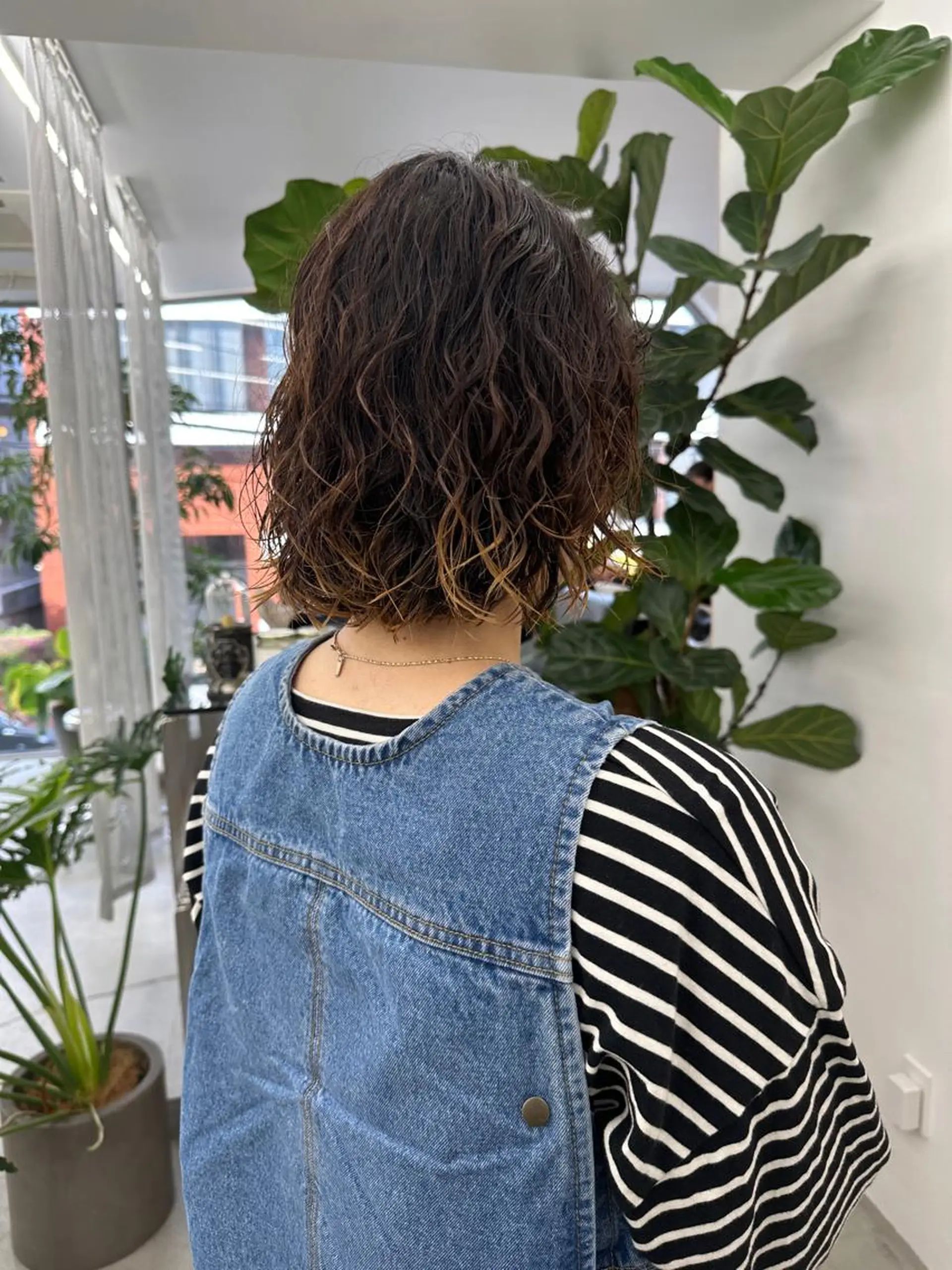 ショート パーマ ボブ ニュアンスパーマ カット パーマ トリートメント ボブ/レイヤー/ケア パーマ/リュウタのヘアスタイル