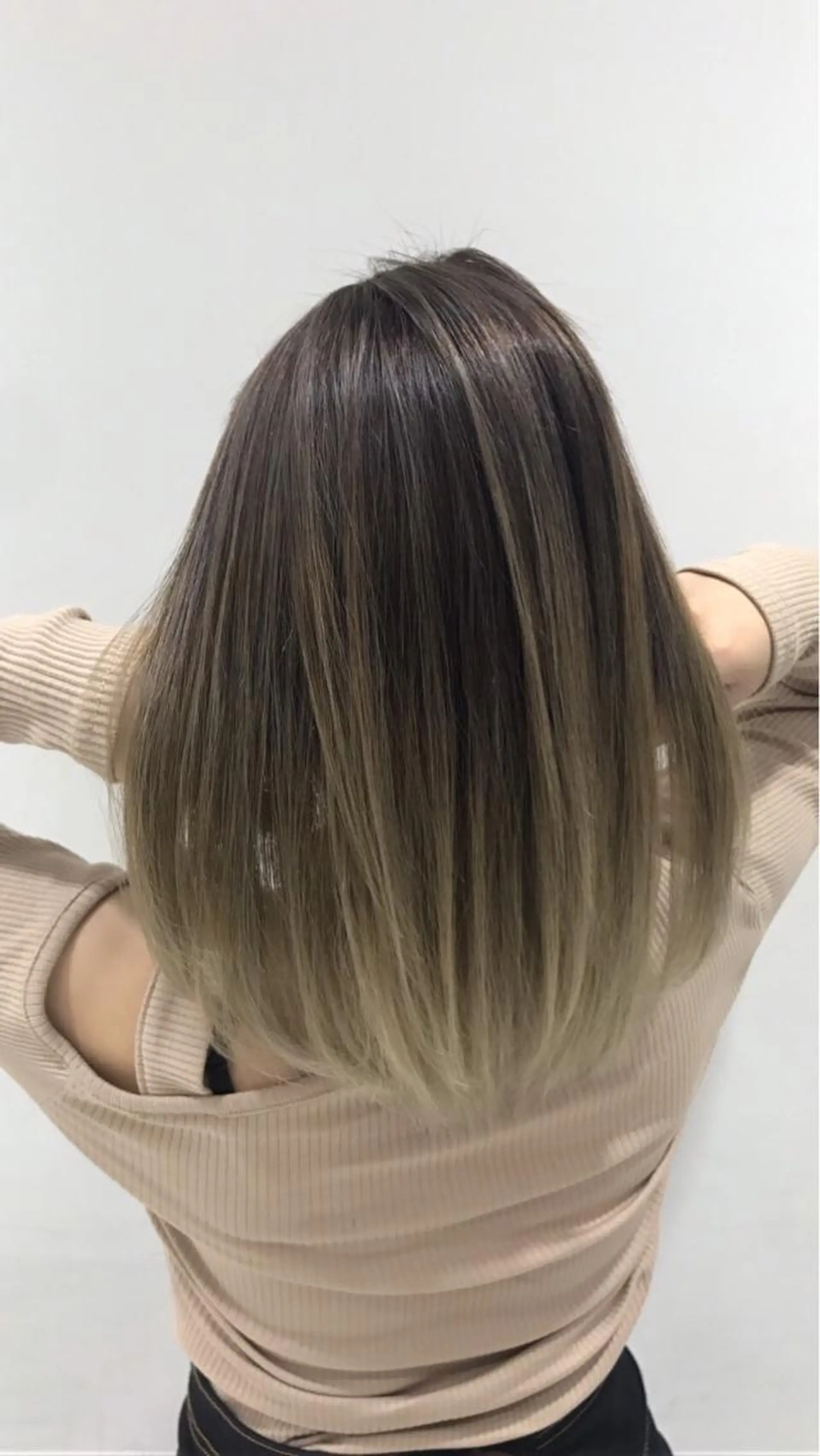 セミロング 渋谷 ミモザワークス タニグチヨシユキのヘアスタイル