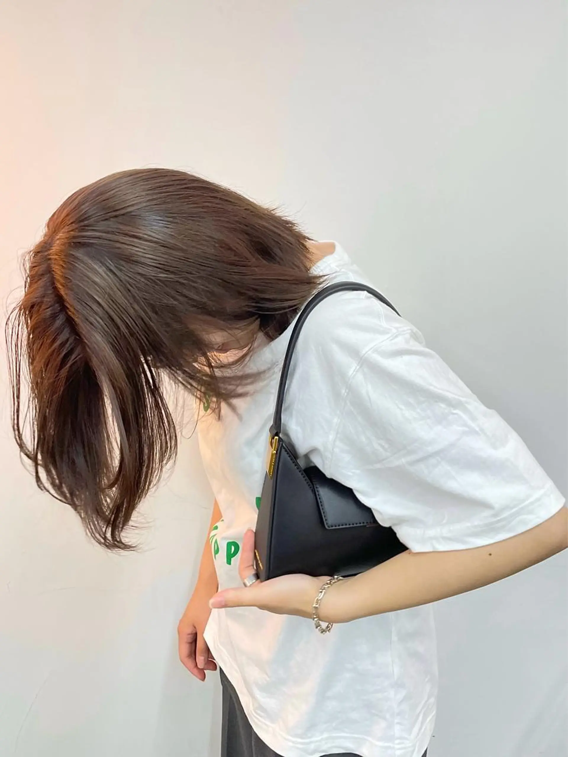 カラー ベージュカラー ブリーチ 透明感カラー グレージュ ブリーチなしカラー さかした ちなのヘアスタイル