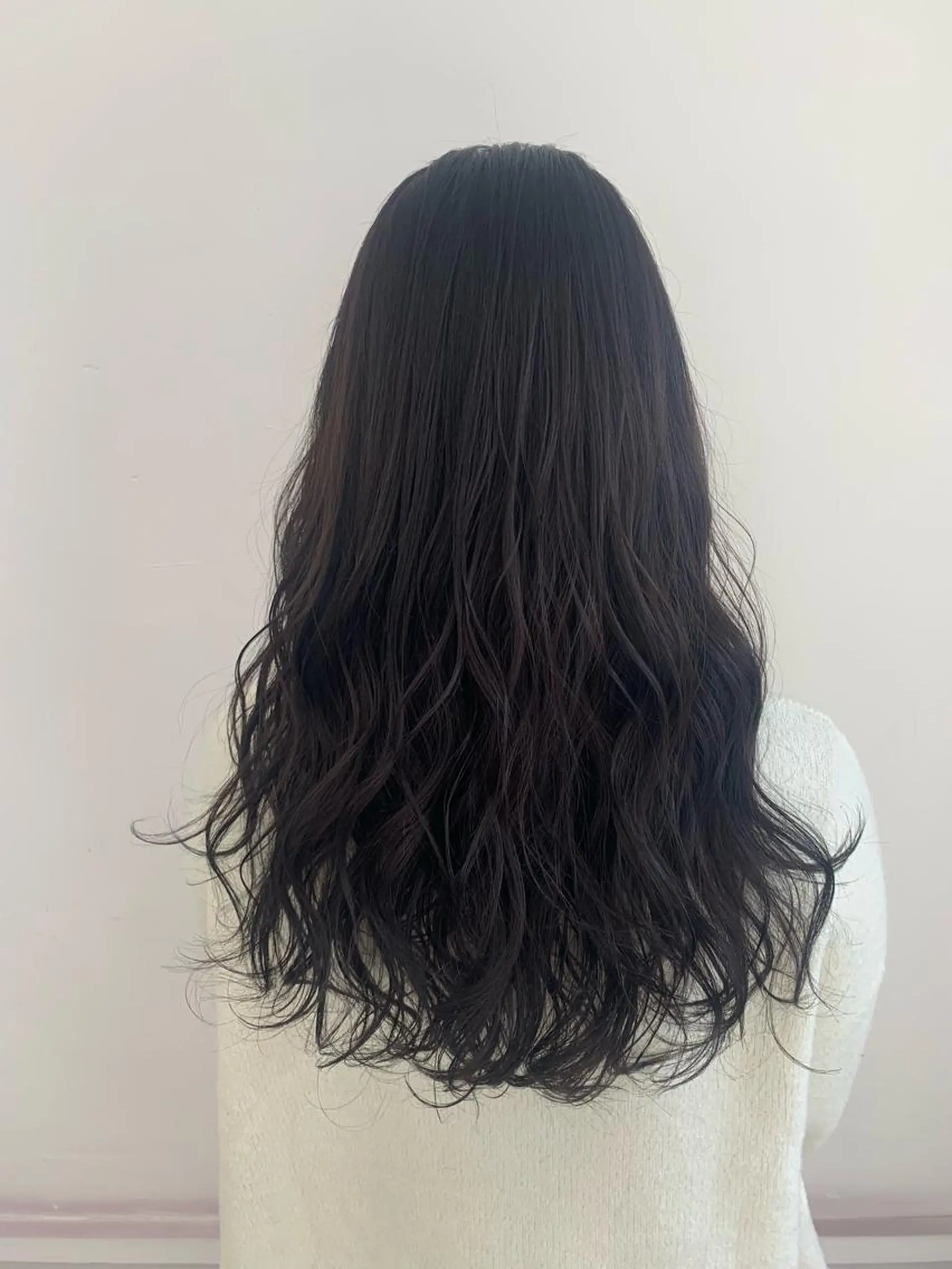 ロング カラー ブラウンカラー ダークブラウン カット ヘアカラー chama レイヤーカットのヘアスタイル