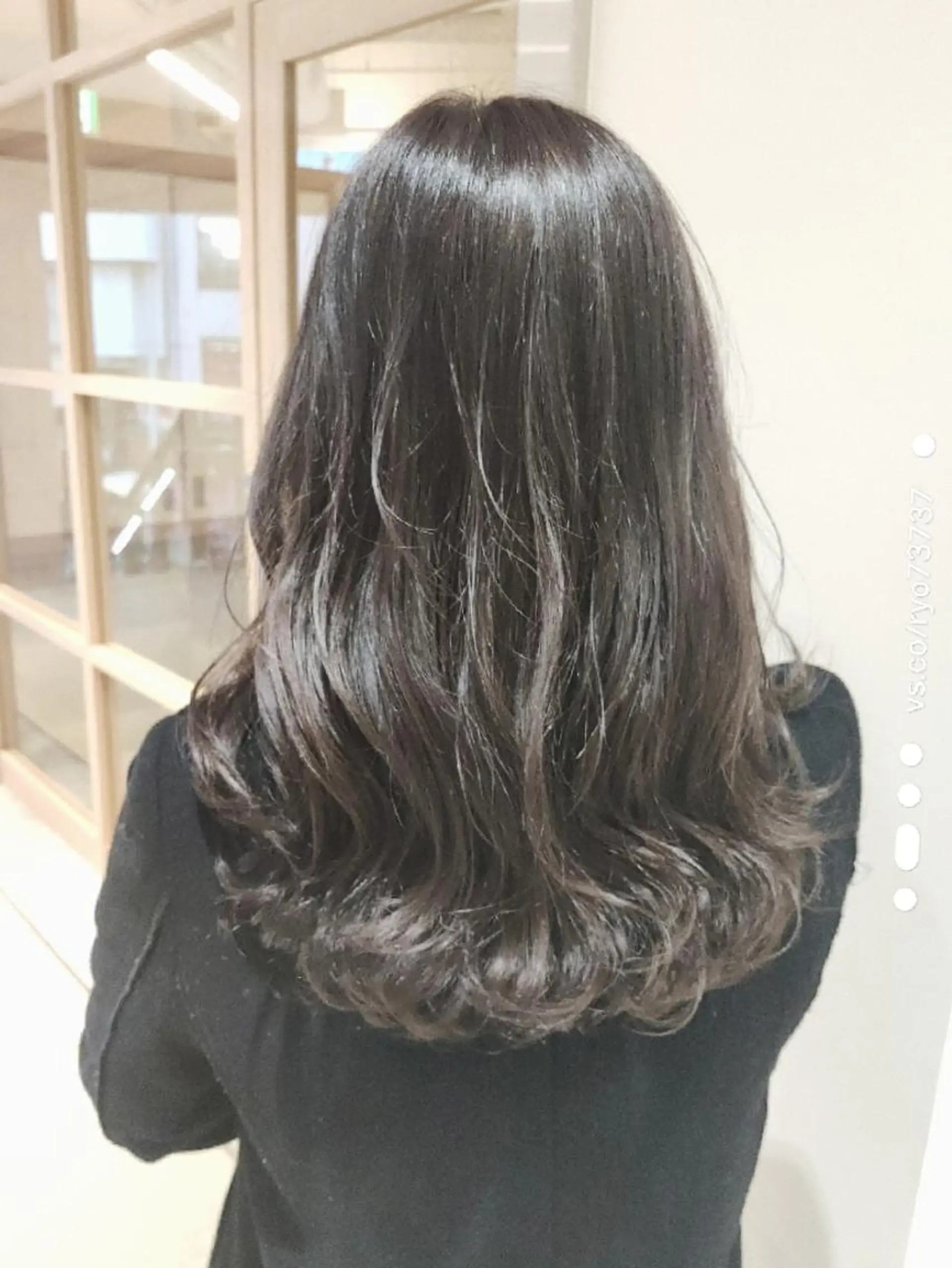 カラー セミロング グレージュ 伊藤 瞭のヘアスタイル
