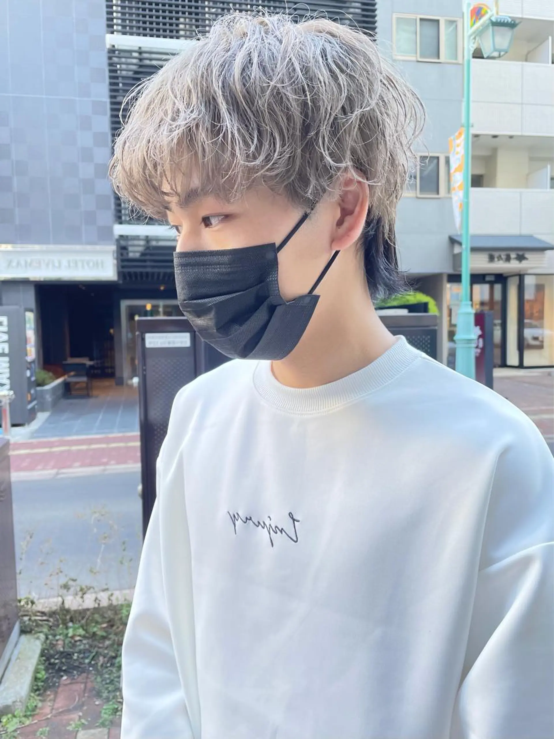 ショート カラー メンズ カット ヘアカラー トリートメント 佐藤 魁人のヘアスタイル