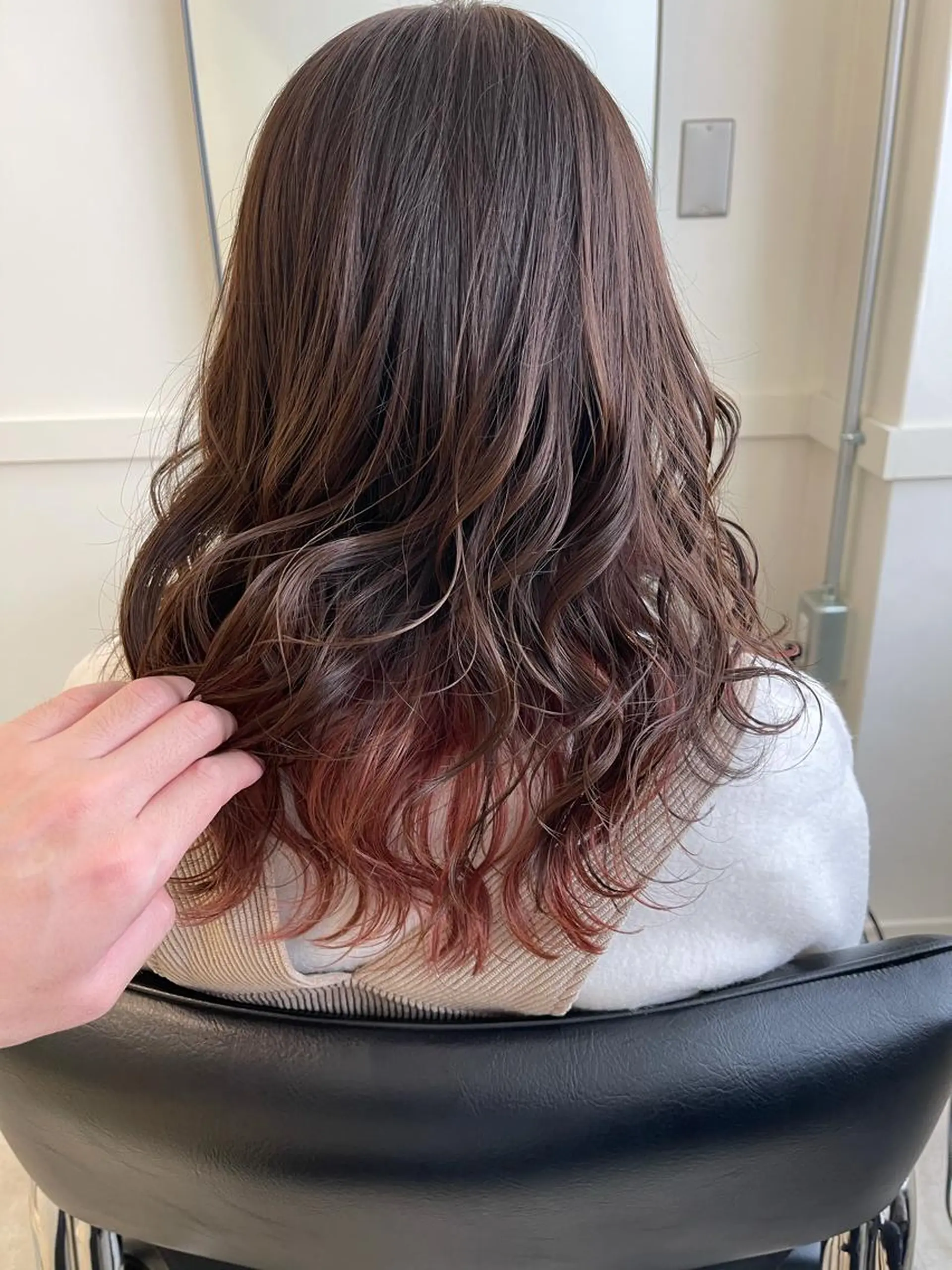 ミディアム GO TODAY SHAiRE SALON原宿店所属・GO TODAY シェアサロンのヘアスタイル