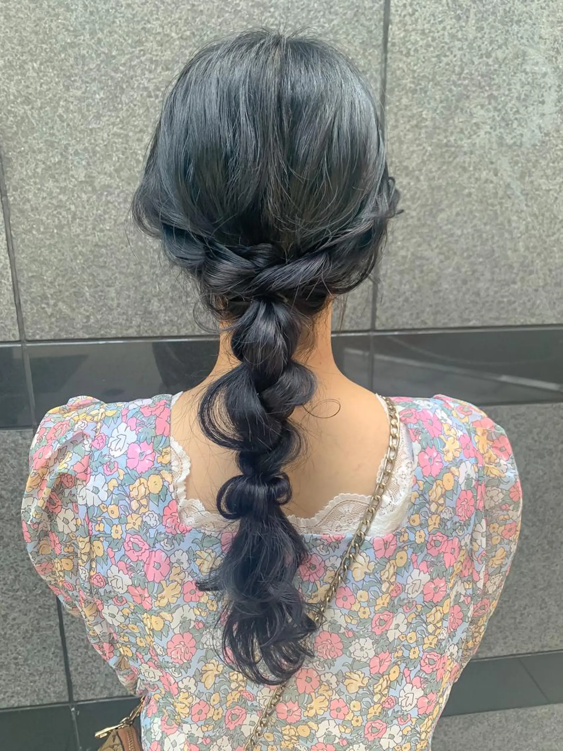 セミロング ヘアアレンジ 飯塚 沙衣のヘアスタイル