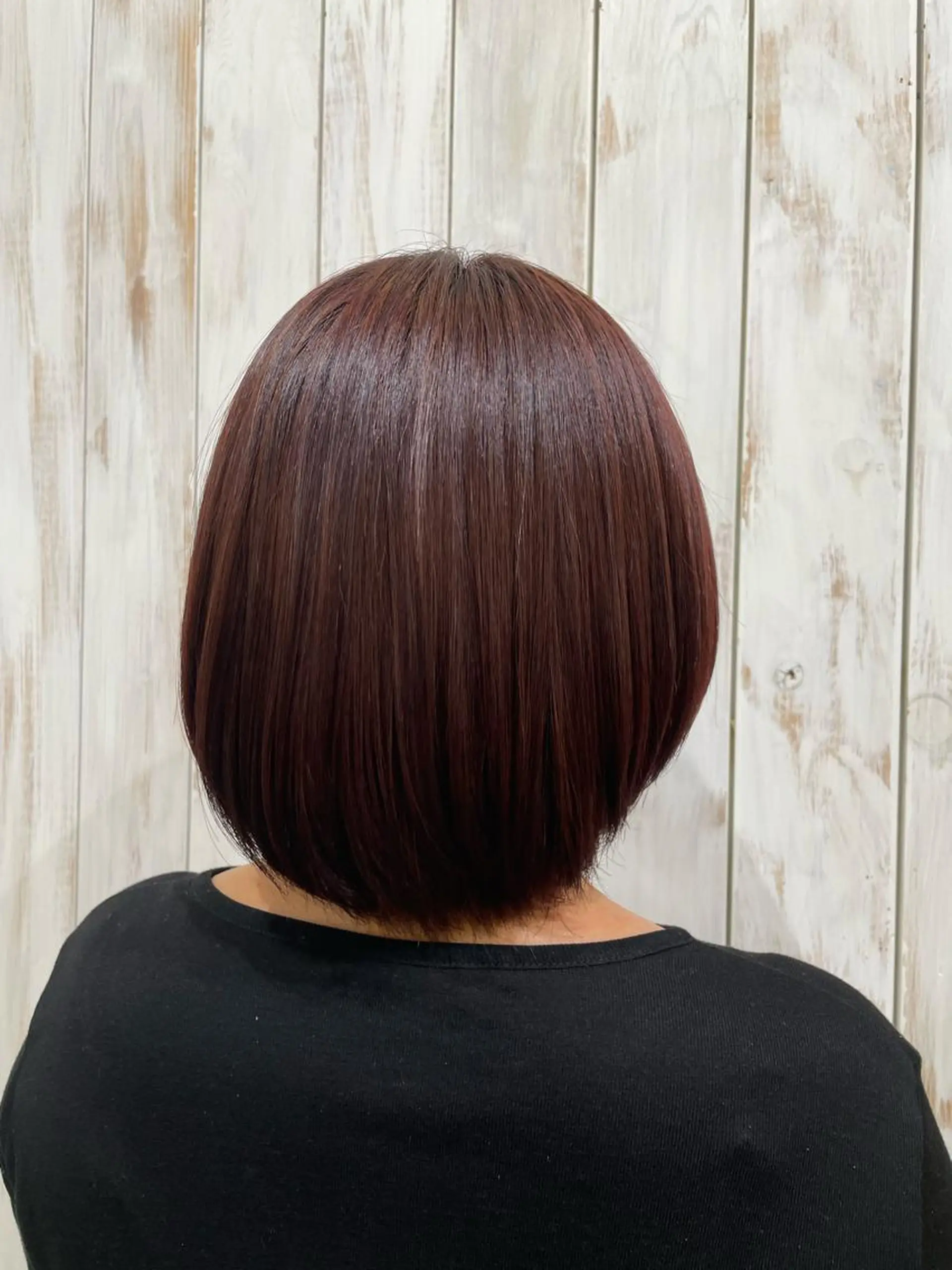 ショート カラー ブラウンカラー レッドカラー レッドブラウン カット ヘアカラー 青田 明日海のヘアスタイル