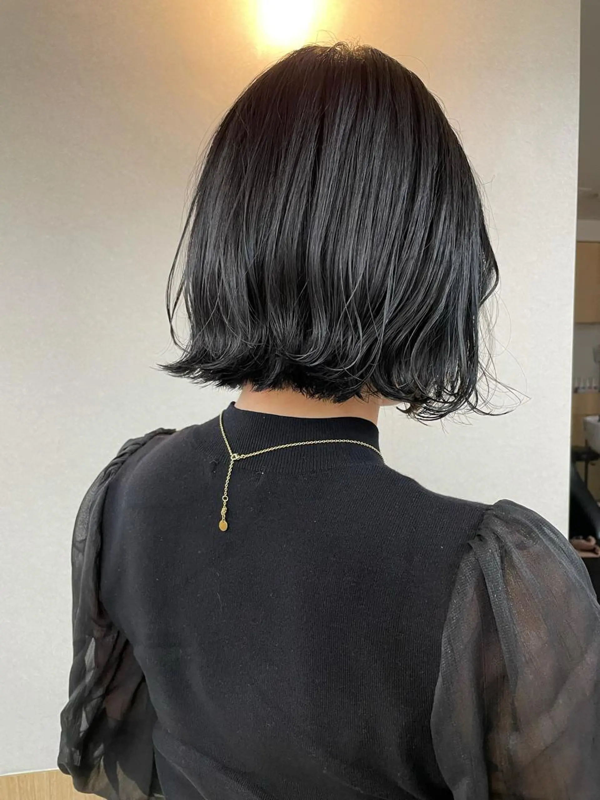ショート カラー ナリタ ミユウのヘアスタイル