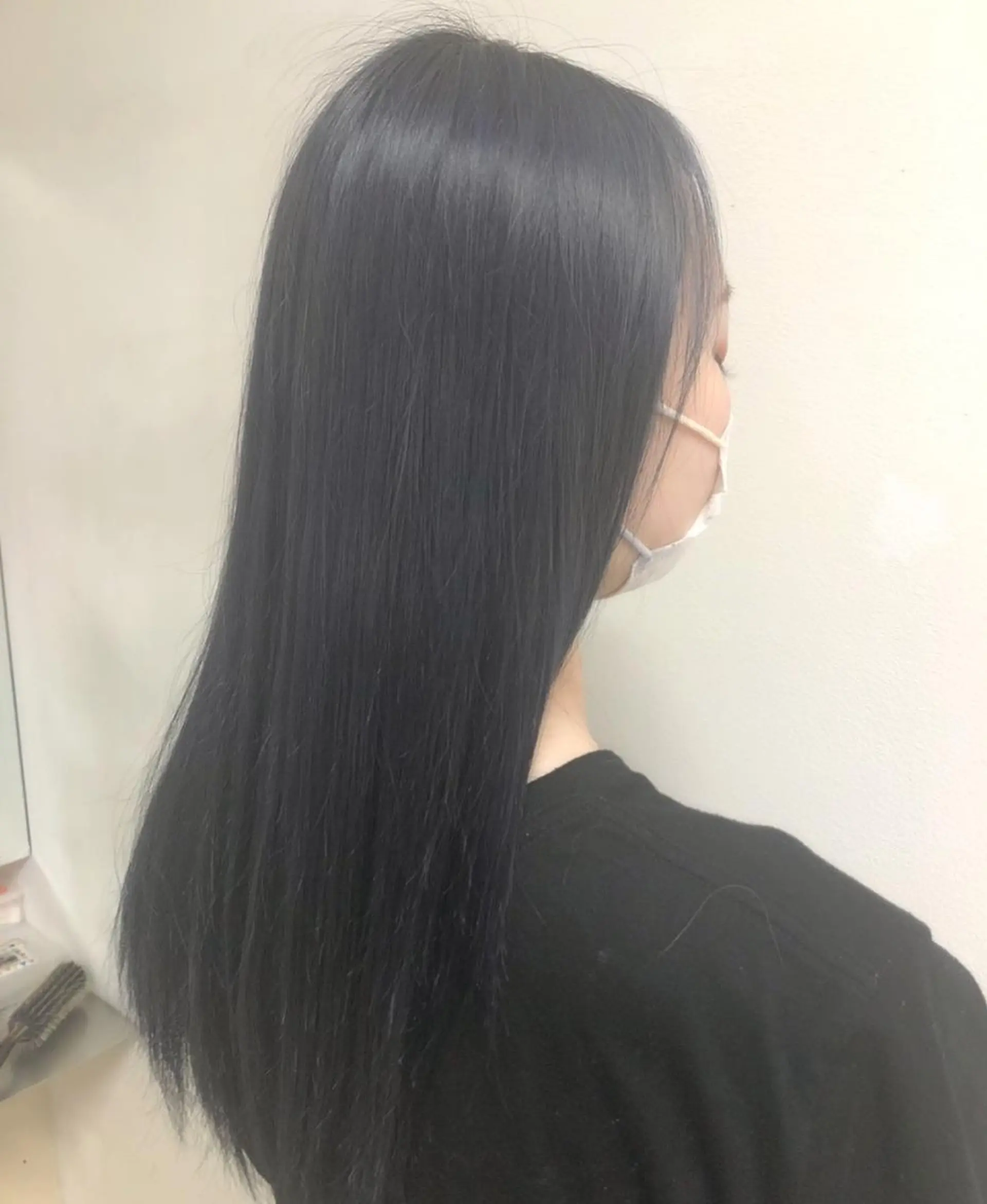 セミロング カラー ブルーカラー ブルージュ カラーサロン ビスカリアのヘアスタイル