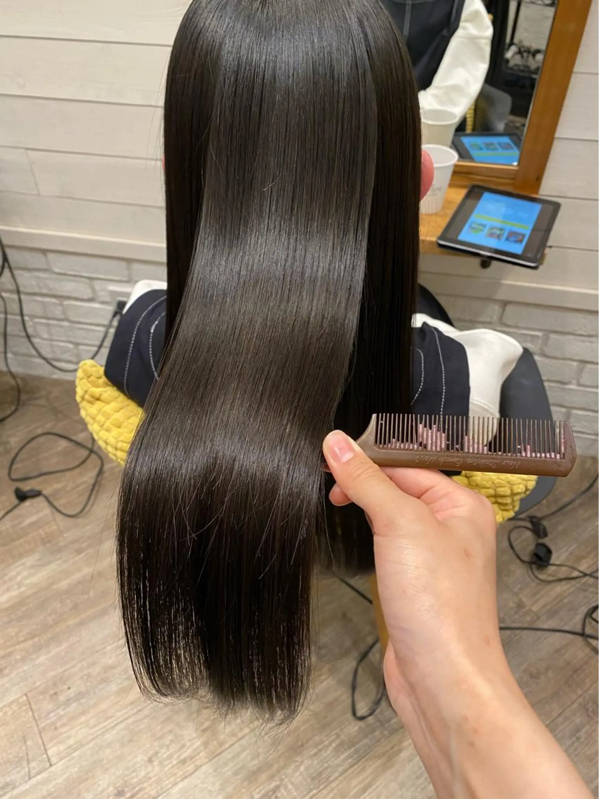 ロング 髪質改善 トリートメント 酸熱トリートメント トリートメント Hair Salon BOTTOMS所属・✨透明感ケアカラー✨ 長野ゆきなのヘアスタイル