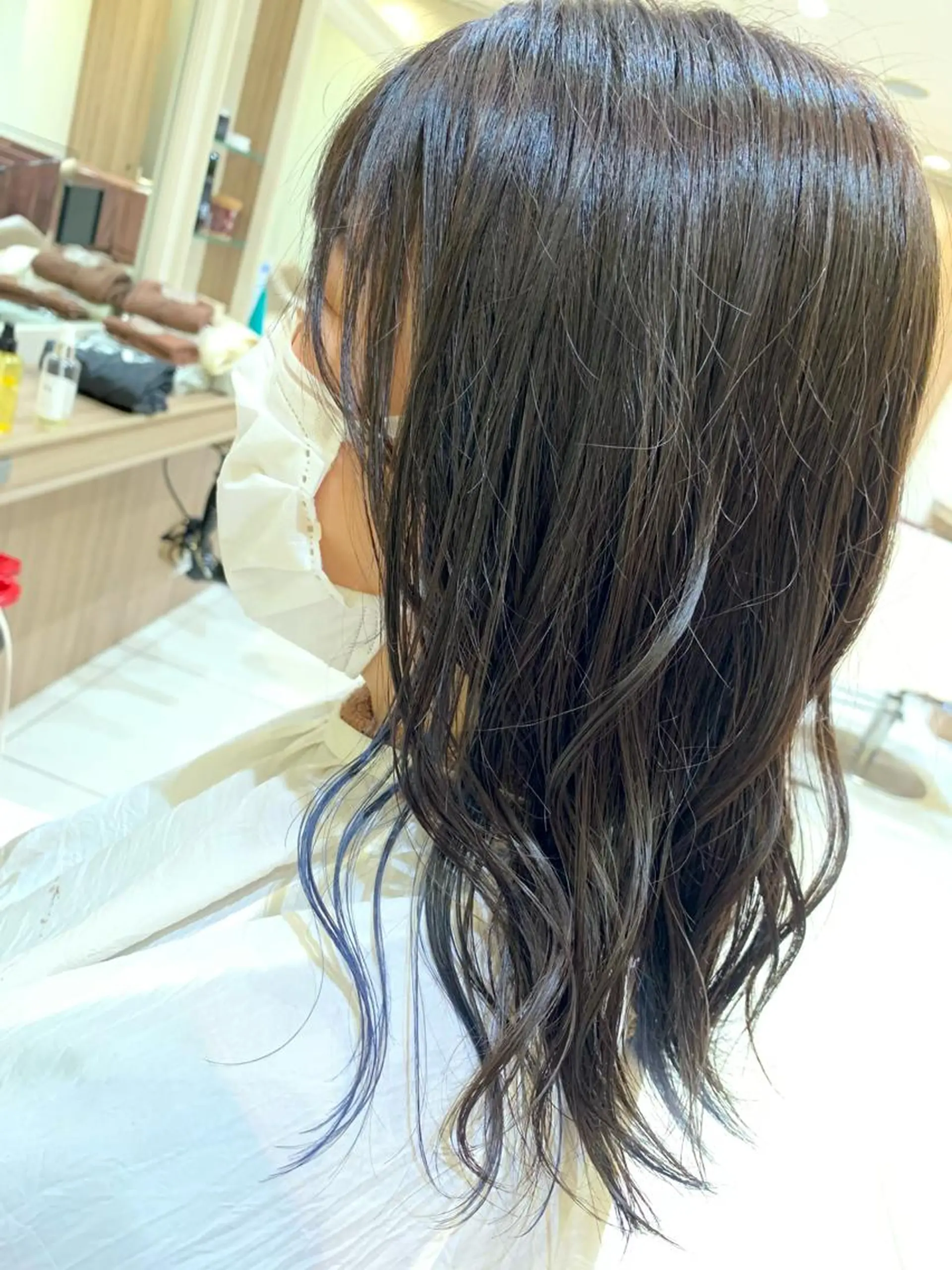 セミロング カラー CUT  STUDIO 141所属・渡部 恭子のヘアスタイル