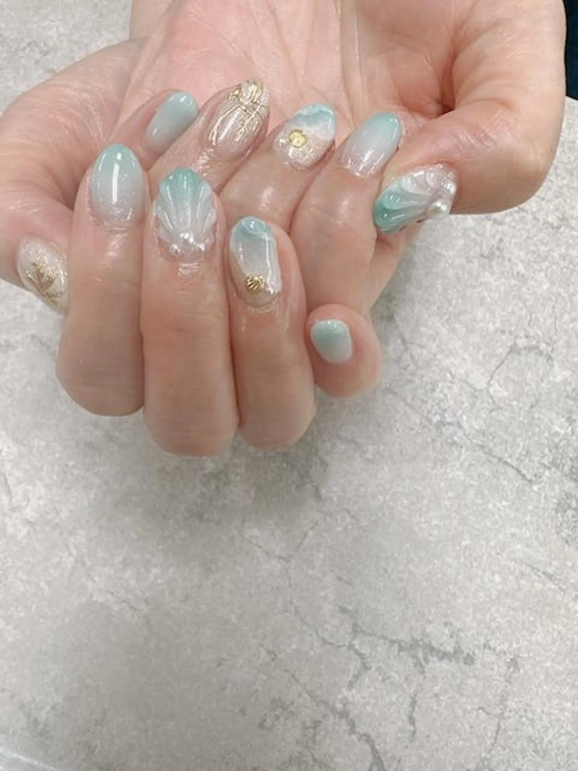 ネイル フットネイル フレンチネイル ジェルネイル ガラスフレンチ グラデーション ハンドネイル ハンドケア FASTNAIL PLUS 新宿店のネイルデザイン