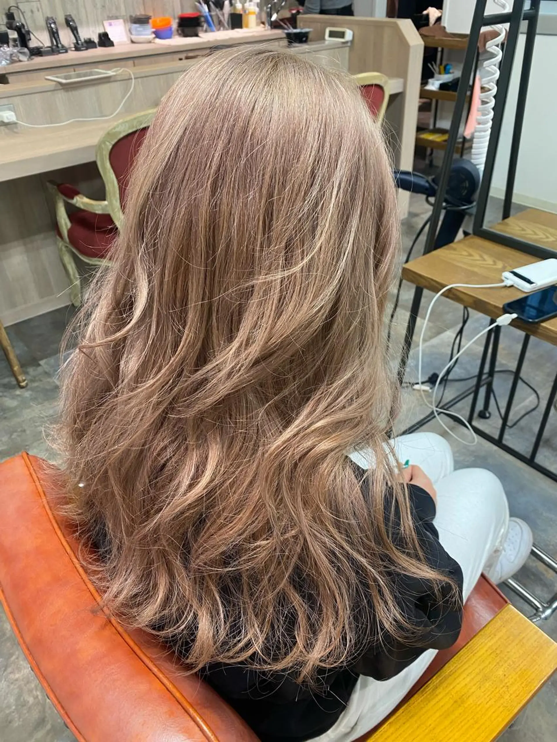 ロング ハイトーンボブ Mizuki.のヘアスタイル