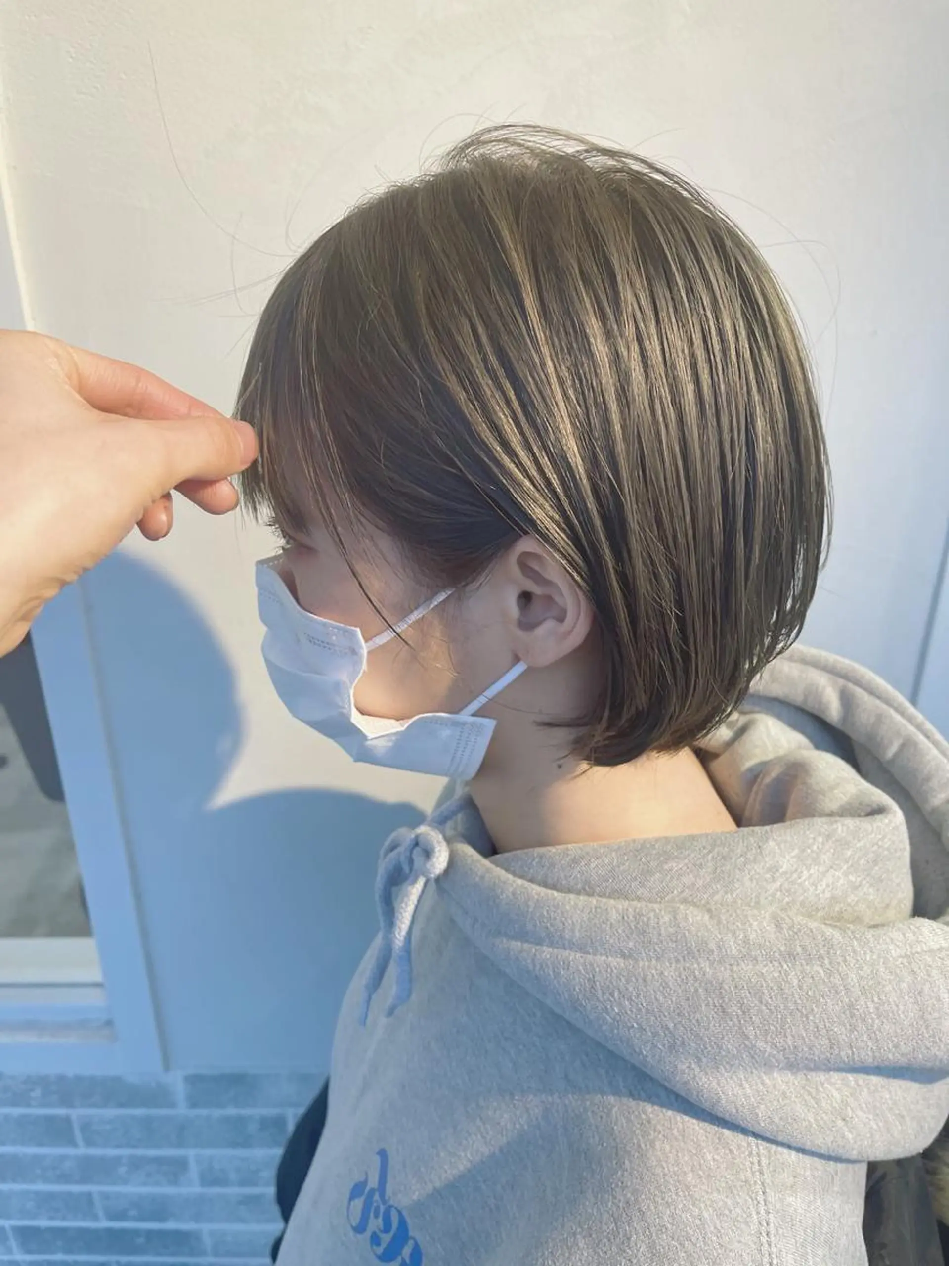 ショート カラー ショートボブ ブリーチ グレージュ ボブ ショートヘア kyon.hair 韓国カットカラーのヘアスタイル