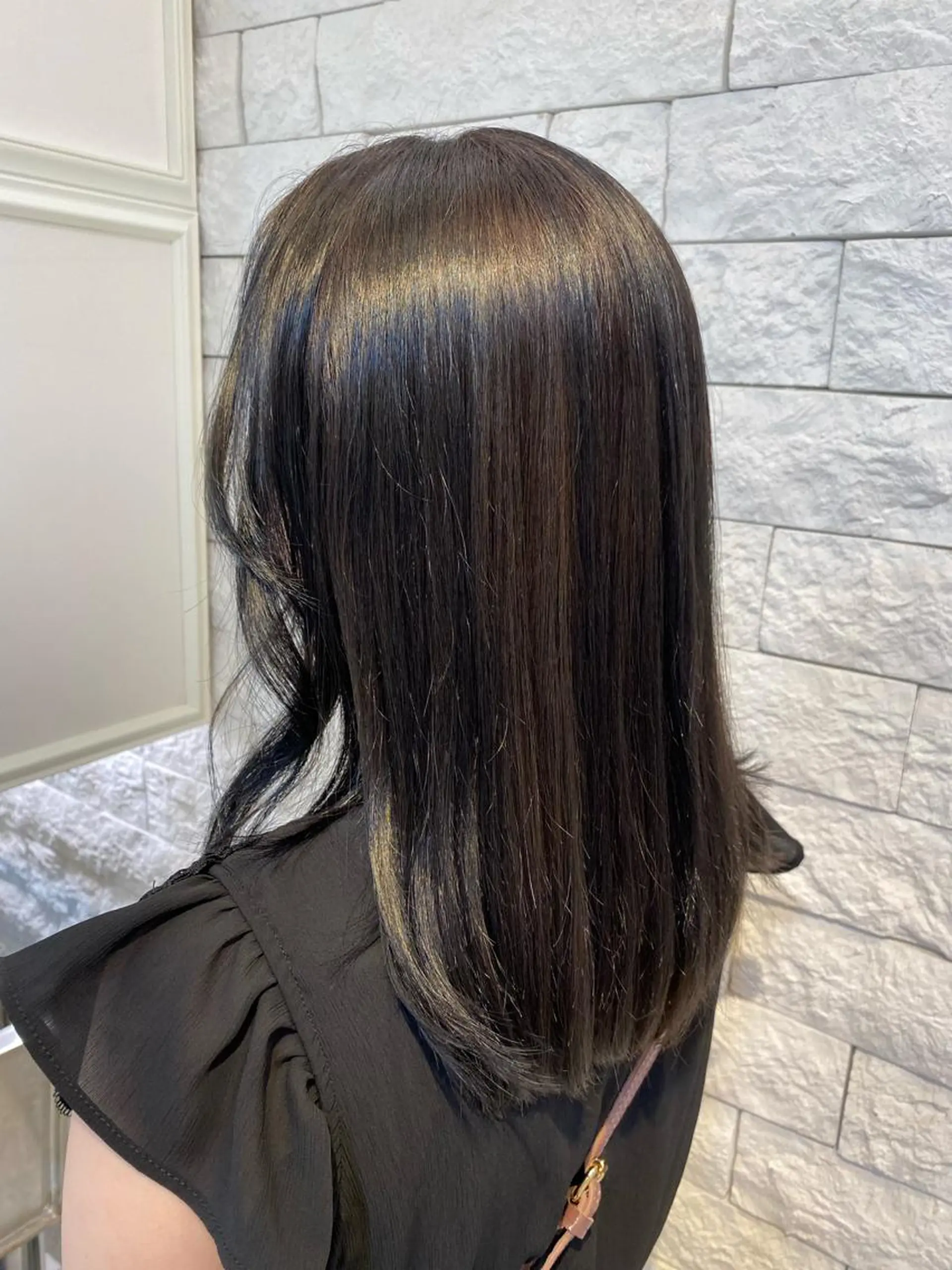 セミロング カラー アッシュ 透明感カラー トリートメント BiBi 松田歩 吉祥寺/カットのヘアスタイル