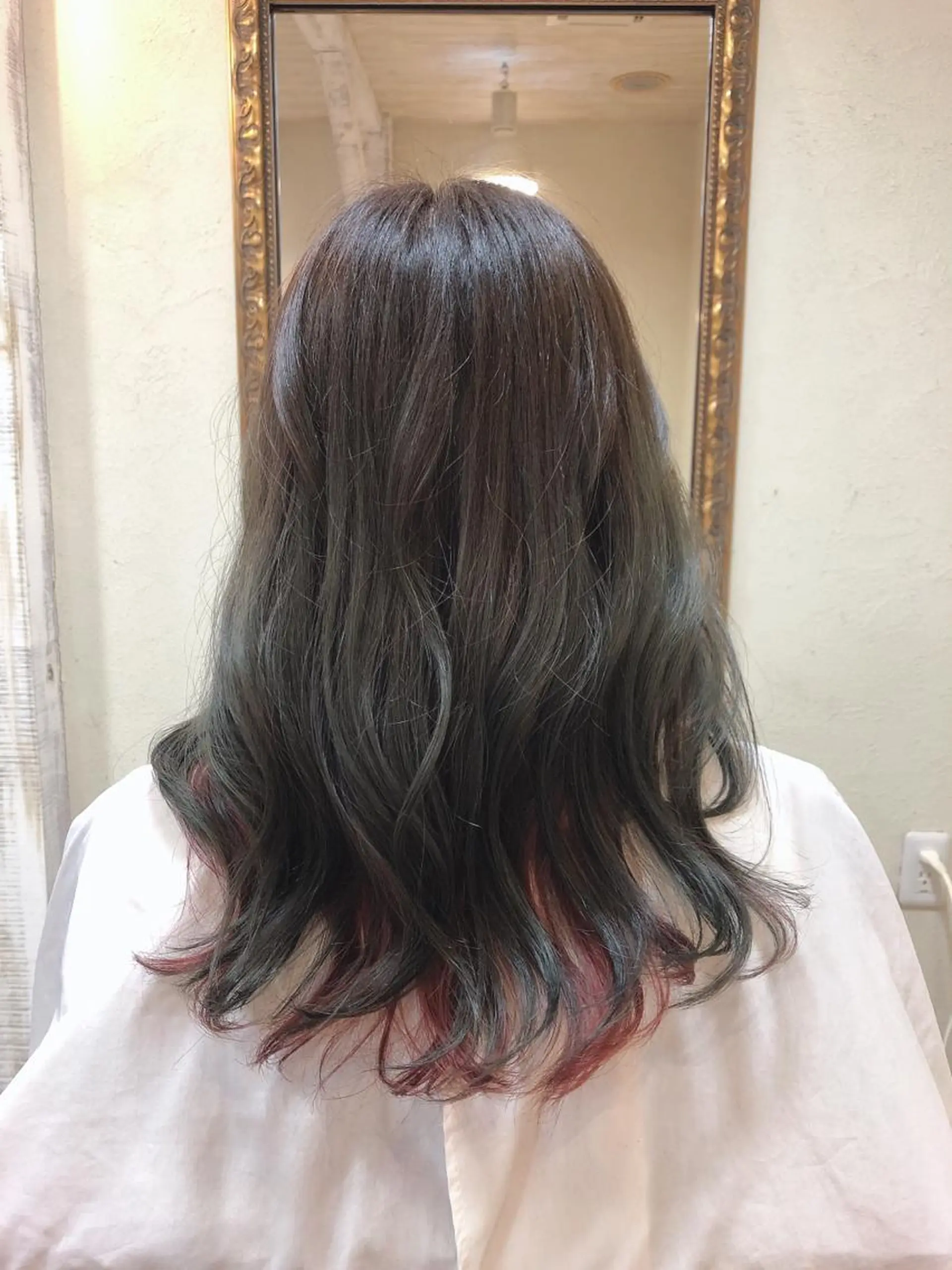 カラー ピンクカラー ▷SAN   KAKU所属・長岡 俊樹のヘアスタイル