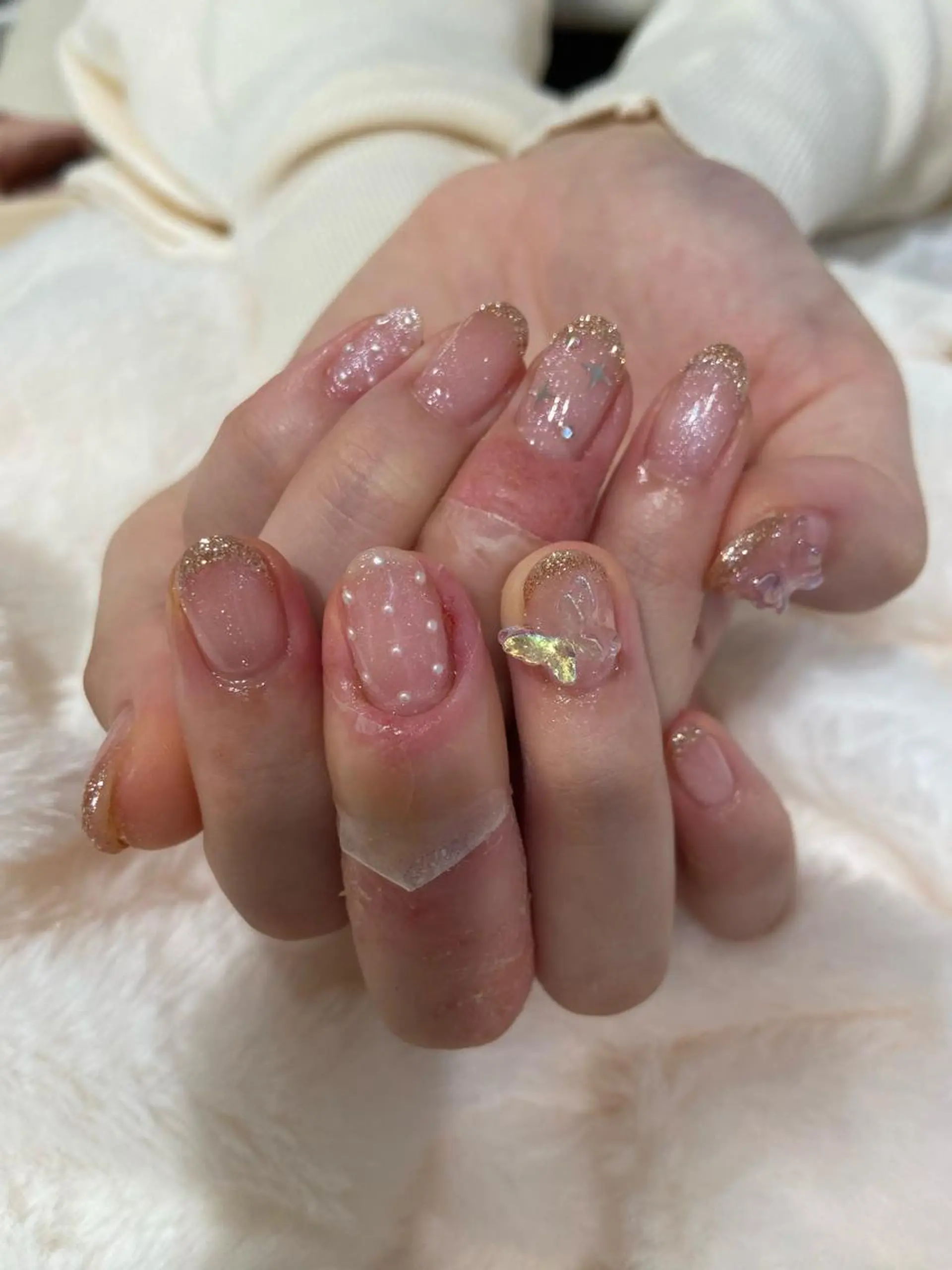ネイル ワンホンネイル AYAKA .のネイルデザイン