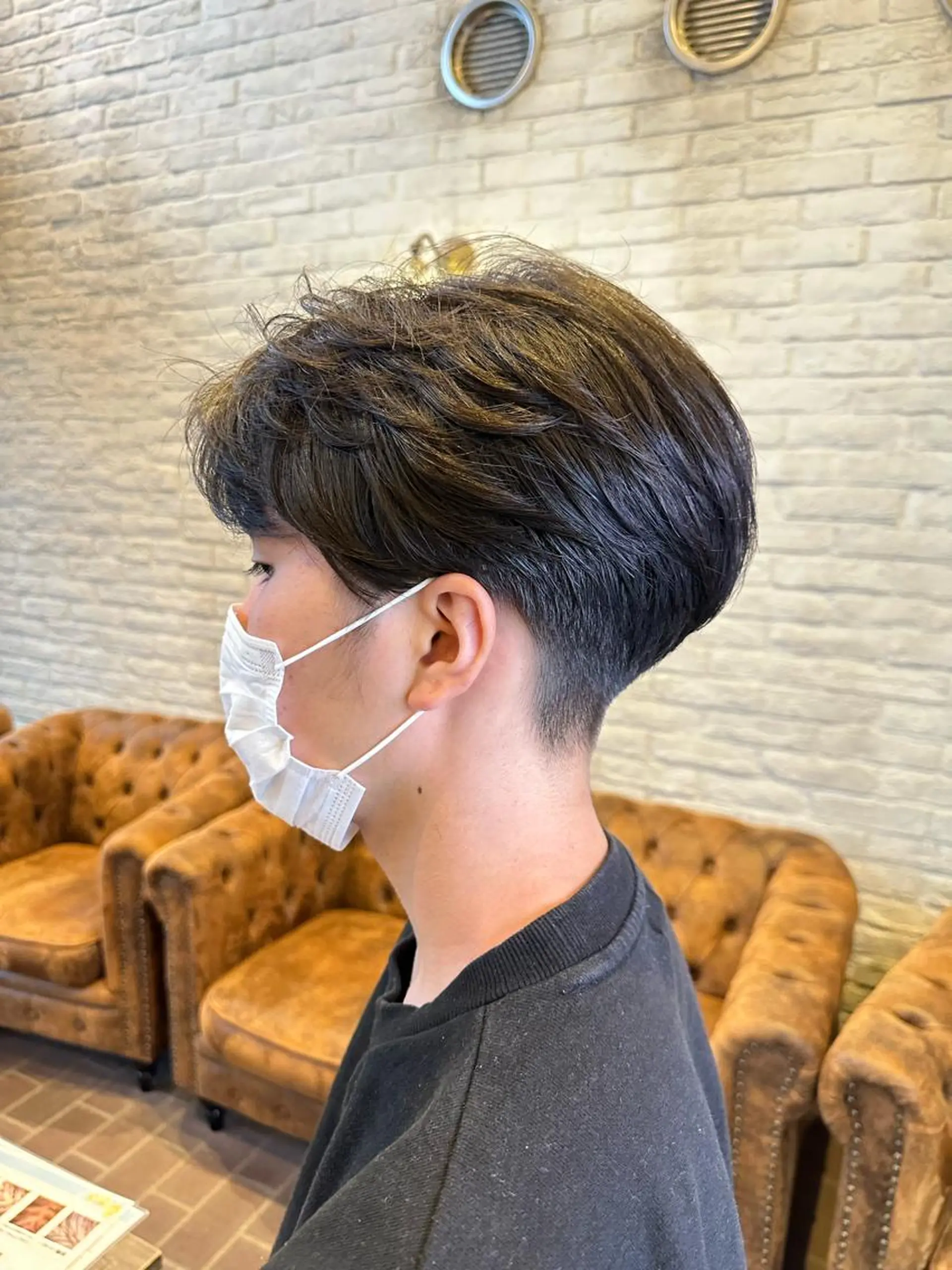 ショート ヘアアレンジ メンズ ツーブロック 刈り上げ くびれヘア 🫧RYOグレージュ /透け感カラー🫧のヘアスタイル