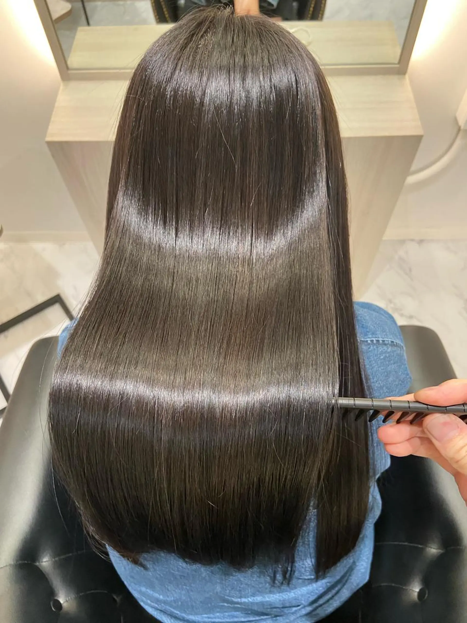 ロング トリートメント 酸熱トリートメント カット ヘアカラー トリートメント ツバサ 髪質改善のヘアスタイル