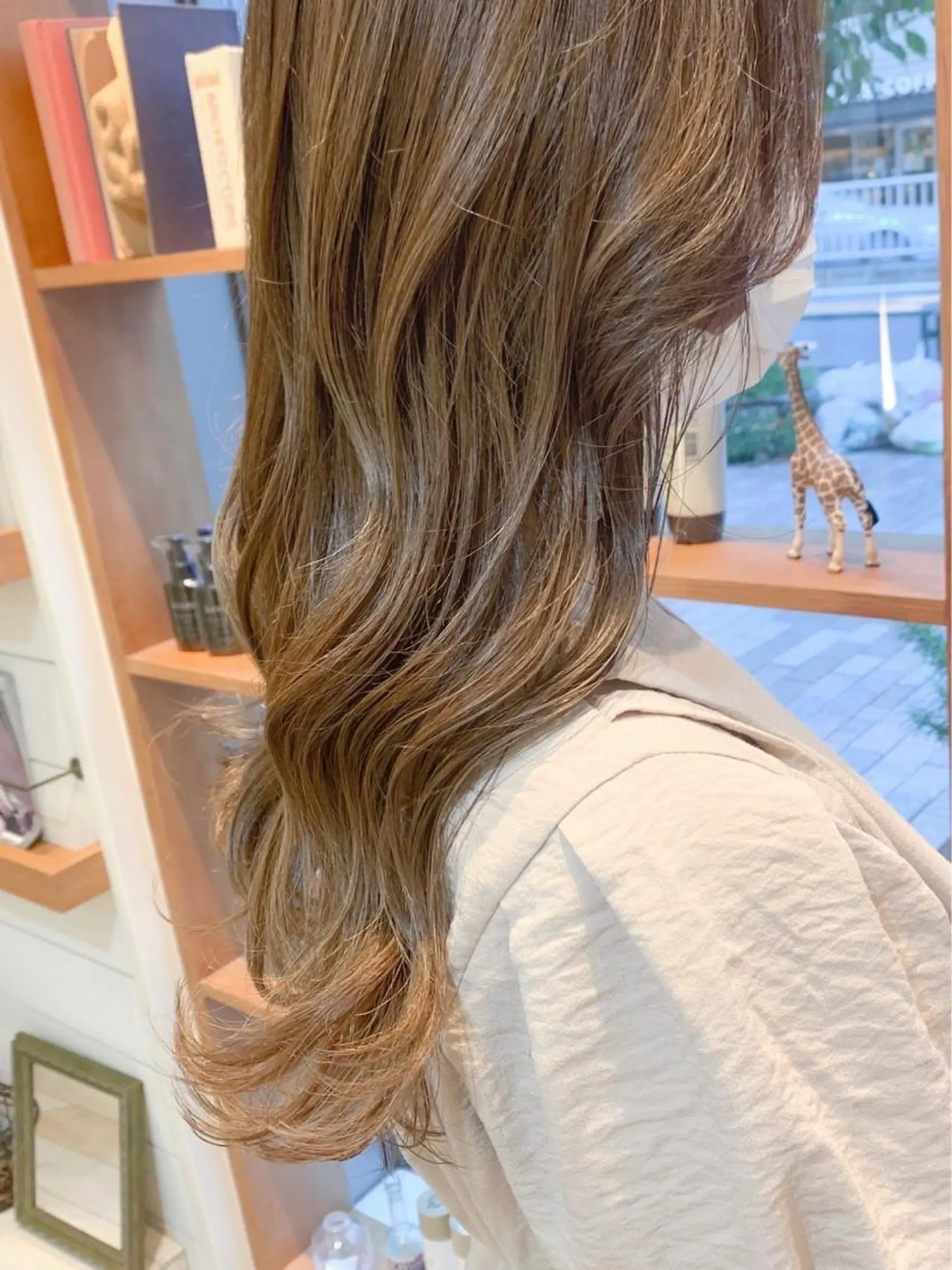 ロング カラー 透明感カラー ハイライトカラー ハイライト ヘアカラー トリートメント 🧸にしかた ちひろ🧸 / 渋谷のヘアスタイル