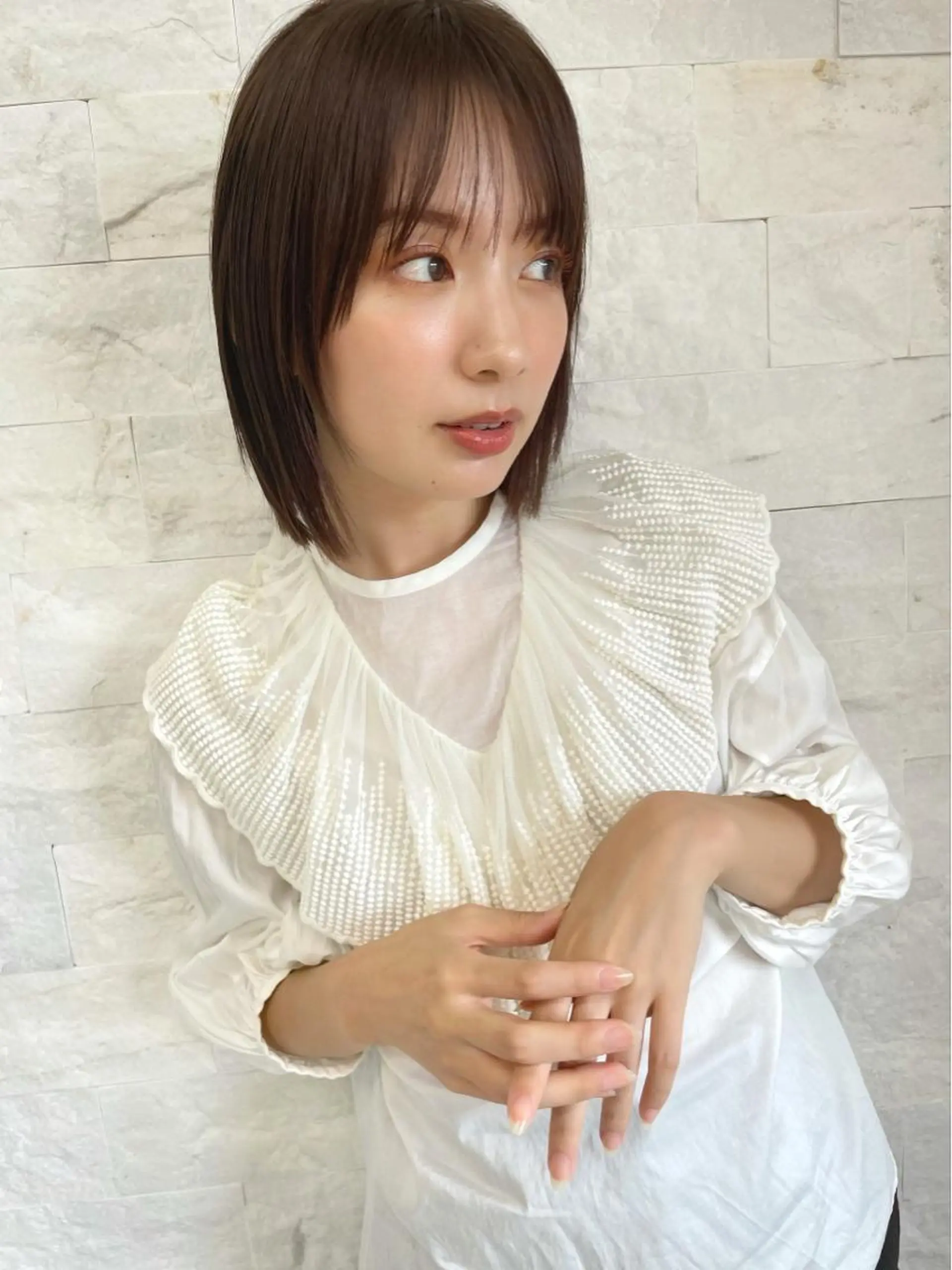 ミディアム パーマ 髪質改善 似合わせカット 小顔カット トリートメント 酸熱トリートメント カット トリートメント 結べるレイヤーボブ くびれLady表参道のヘアスタイル