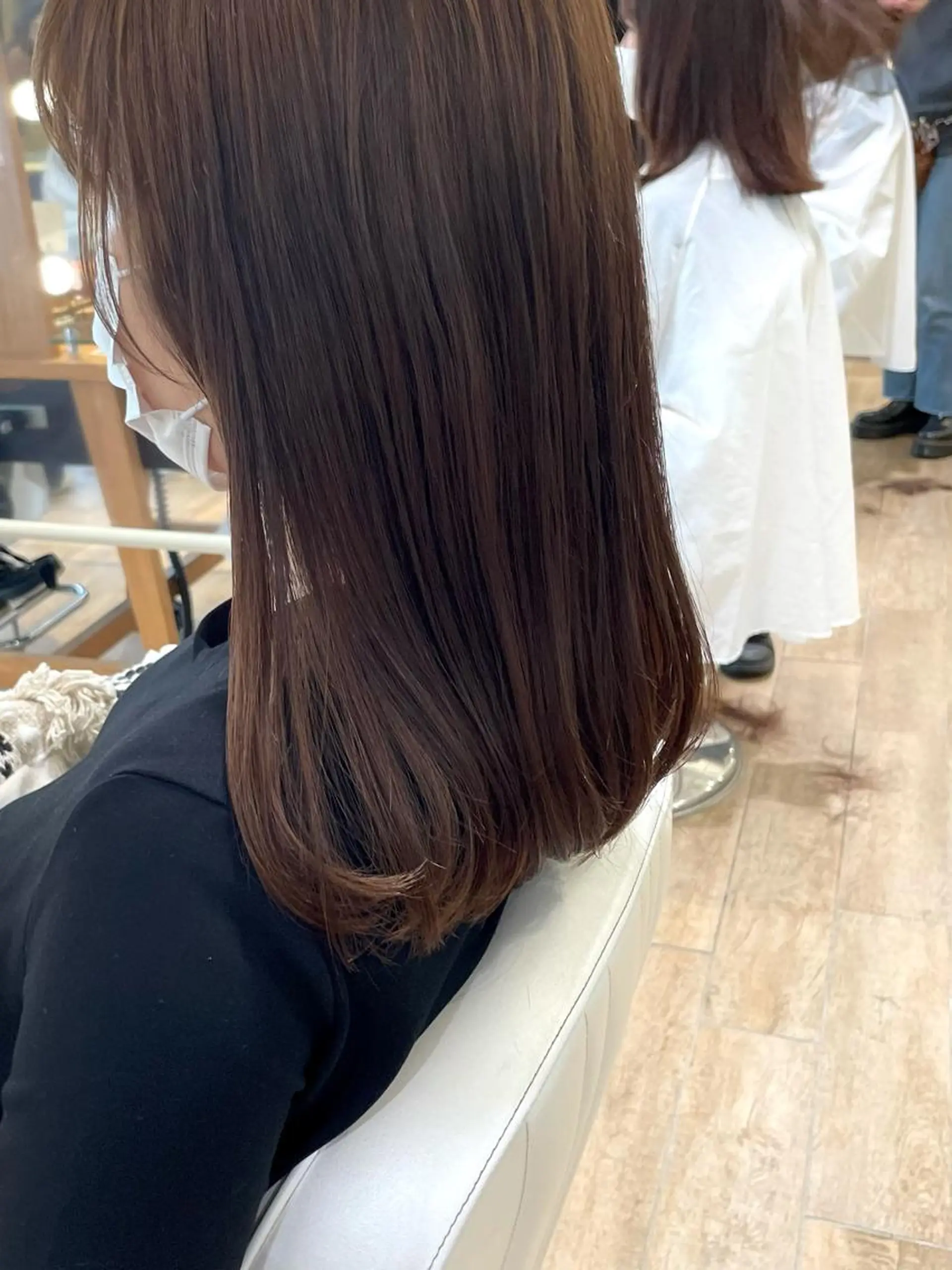 セミロング カラー ブラウンカラー カット ヘアカラー ✨カラー支持No.1 🧸ワキ カナコ🧸のヘアスタイル